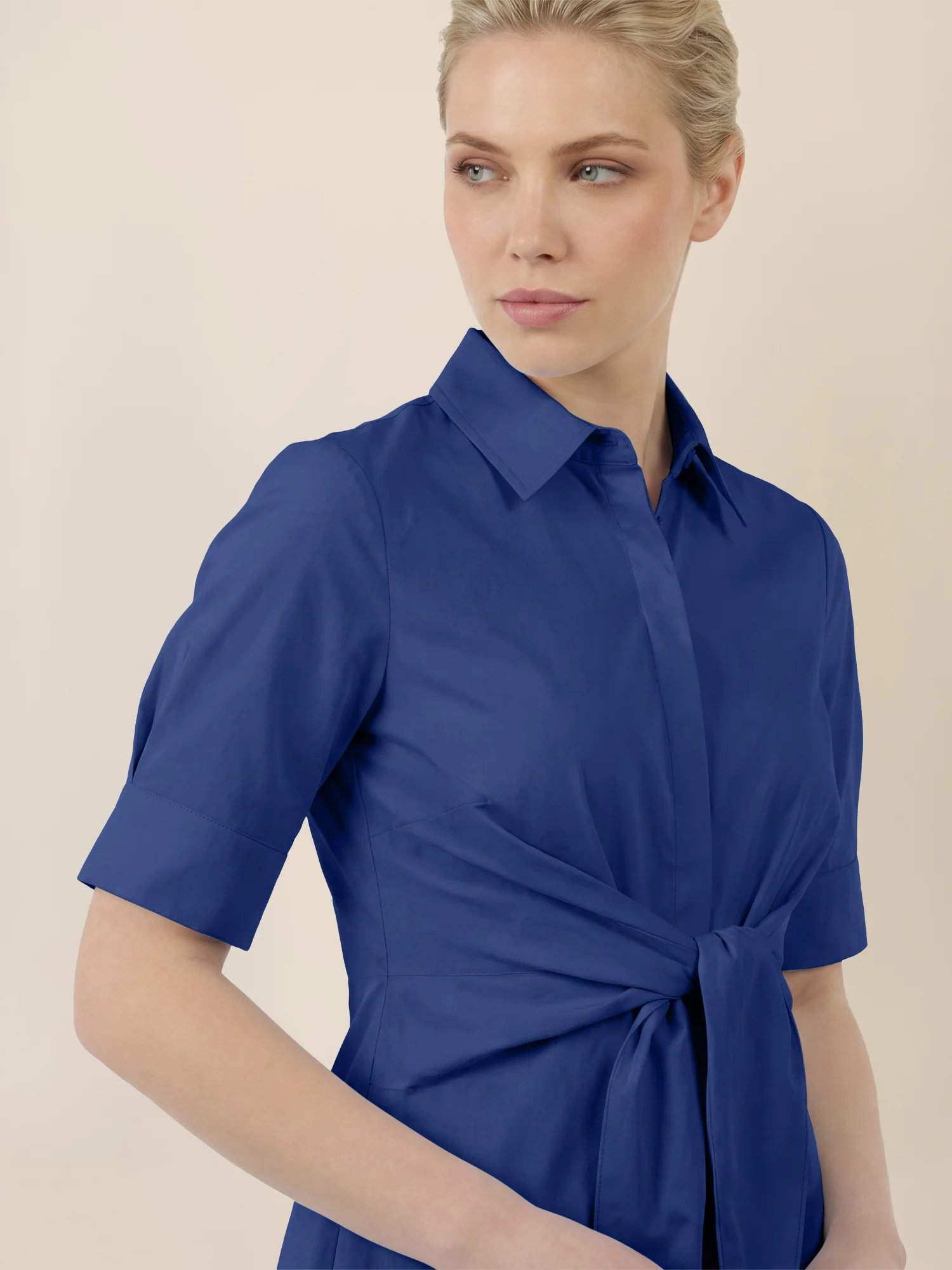 APART Kleid mit Bindegürtel und Hemdblusenkragen | royalblau - Image 5