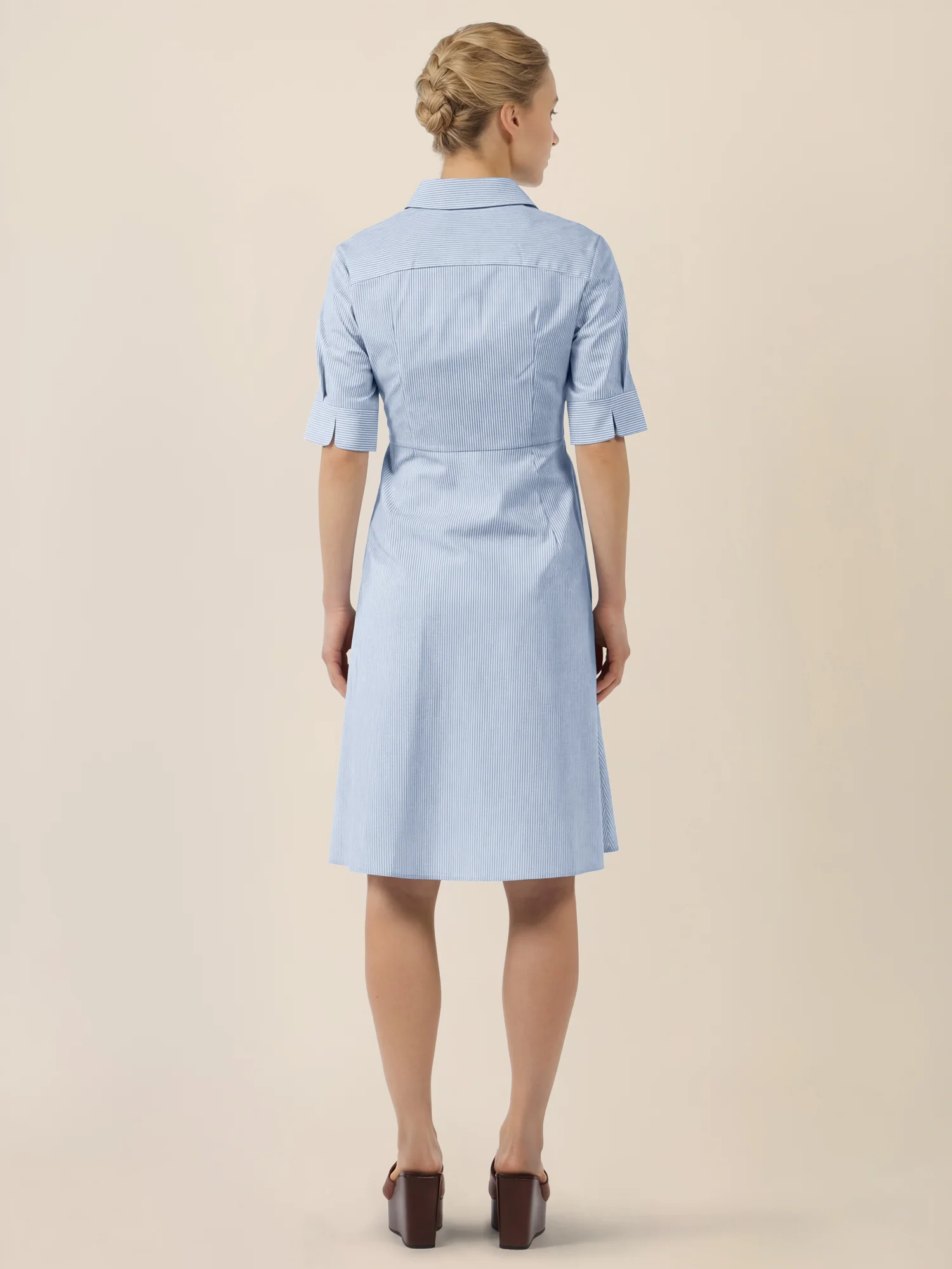 APART Kleid mit Bindeschleife und feiner Streifenoptik | hellblau-creme - Image 2