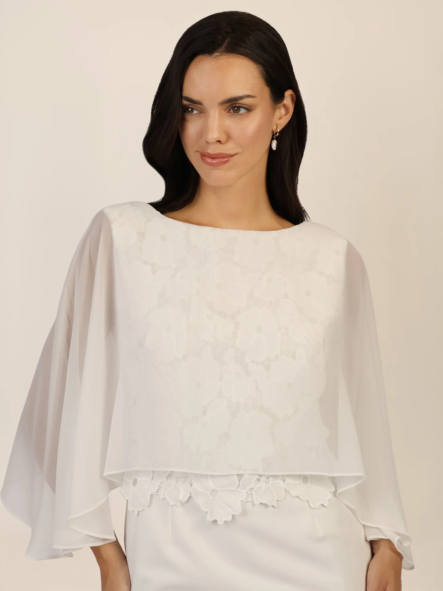 APART Kleid mit Chiffoncape in Lagenoptik mit Spitzenborte | creme - Image 5
