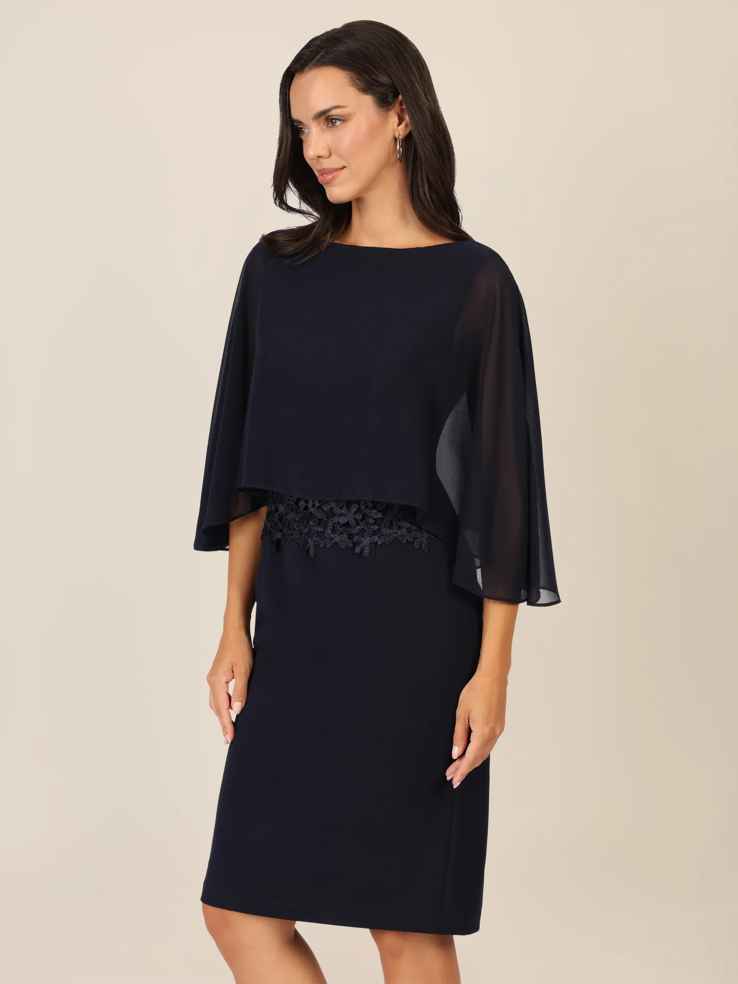APART Kleid mit Chiffoncape in Lagenoptik mit Spitzenborte | nachtblau - Image 4