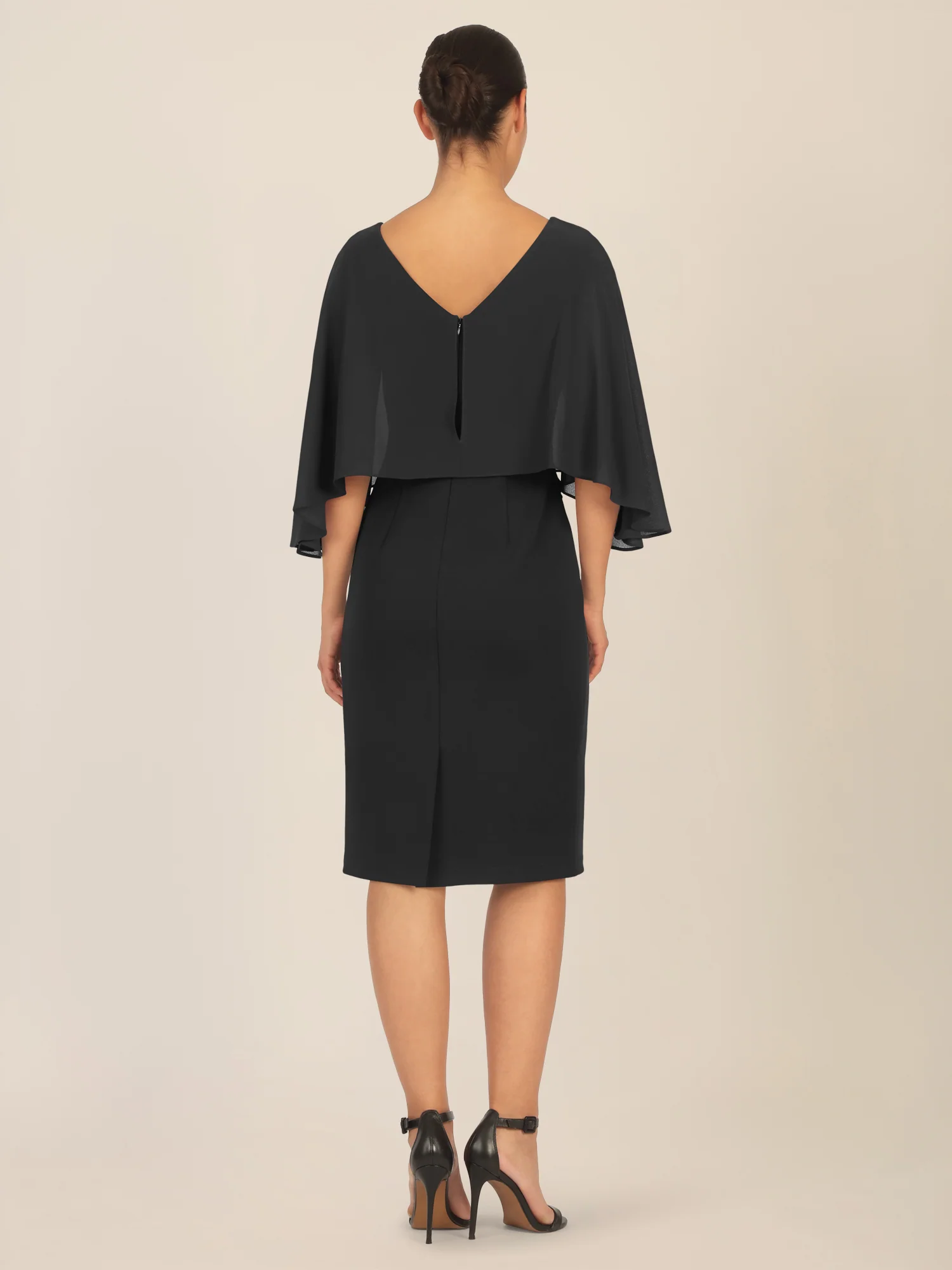 APART Kleid mit Chiffoncape in Lagenoptik mit Spitzenborte | schwarz - Image 2