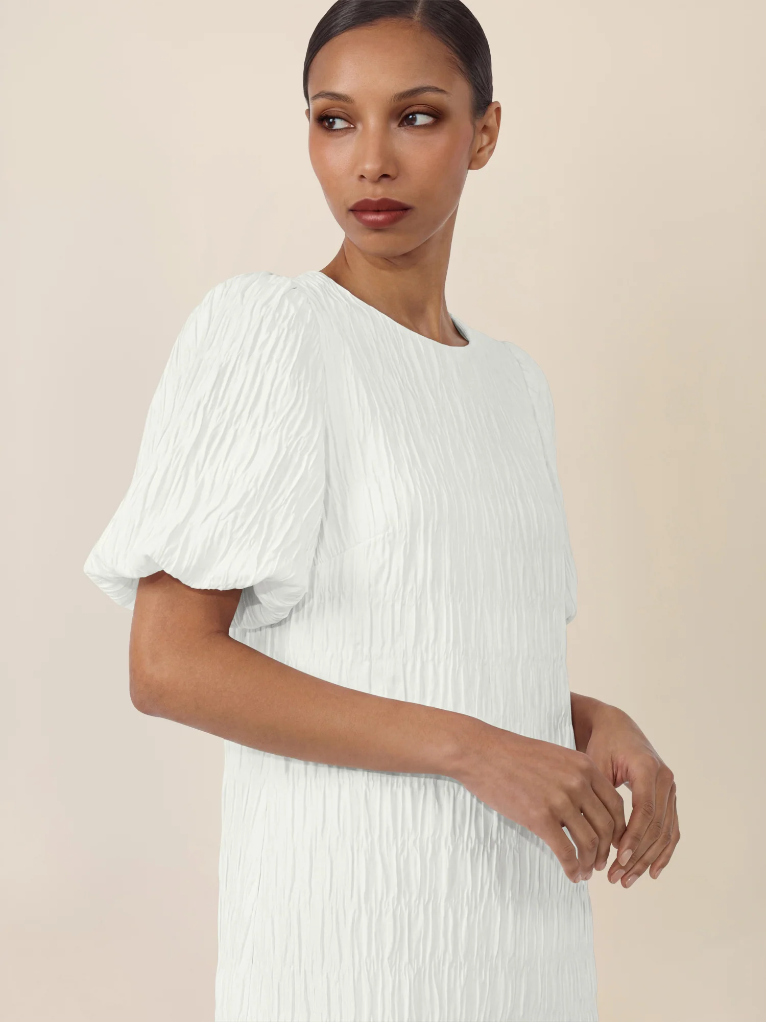 APART Kleid mit edler Crinkle-Struktur | creme - Image 4