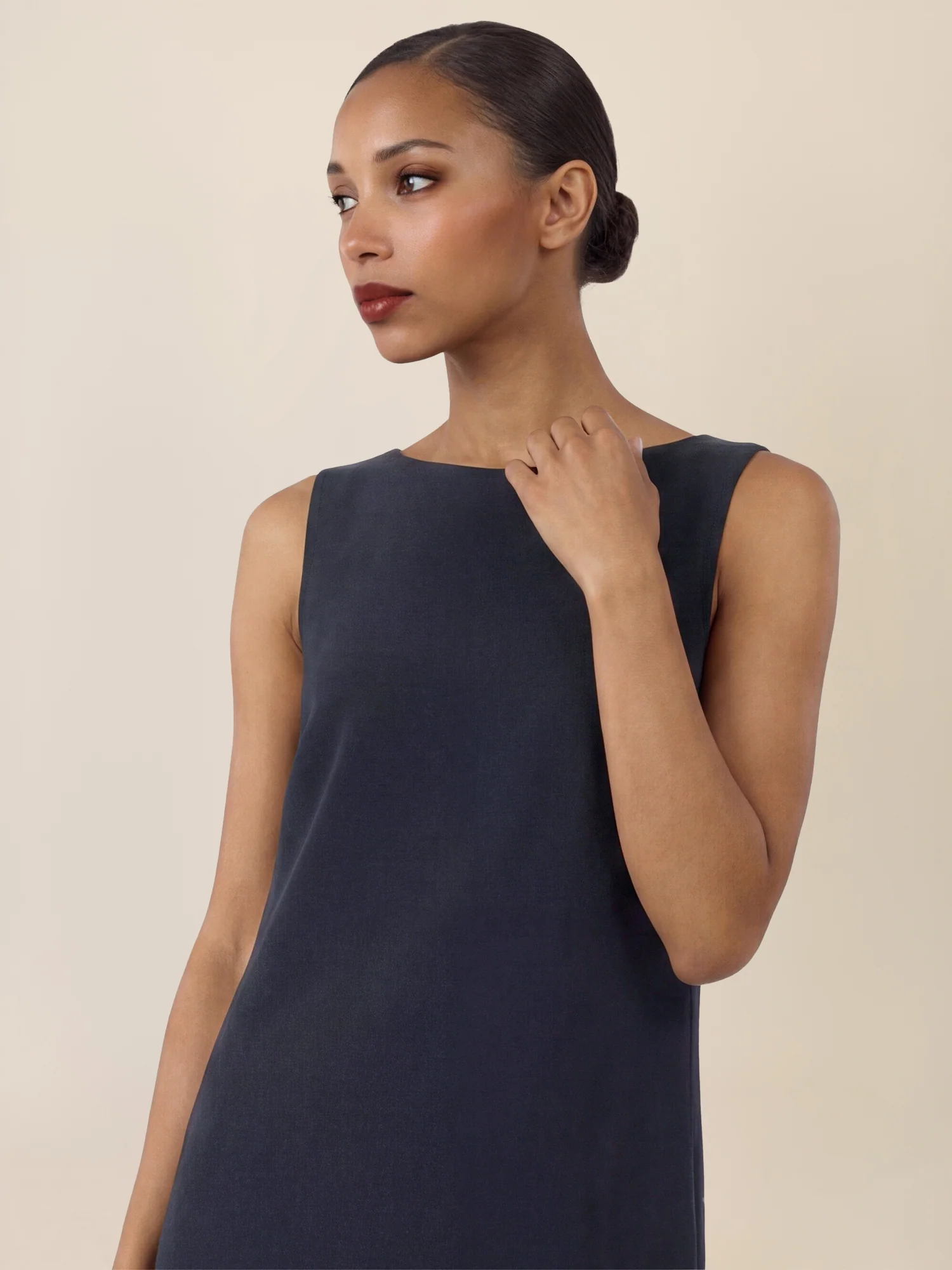 APART Kleid mit Federsaum | nachtblau - Image 4