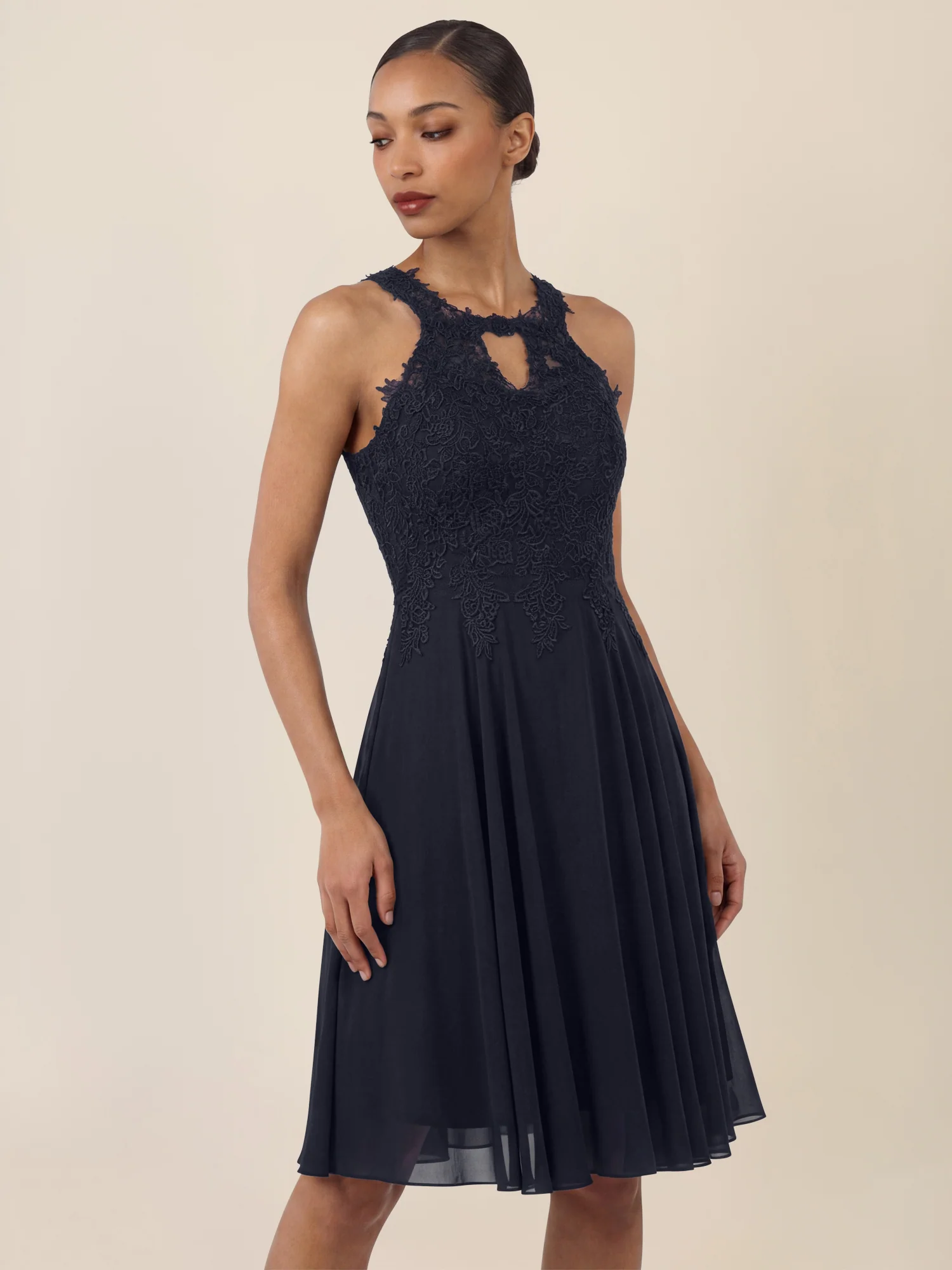 APART Kleid mit floraler Spitzenpracht | nachtblau - Image 4