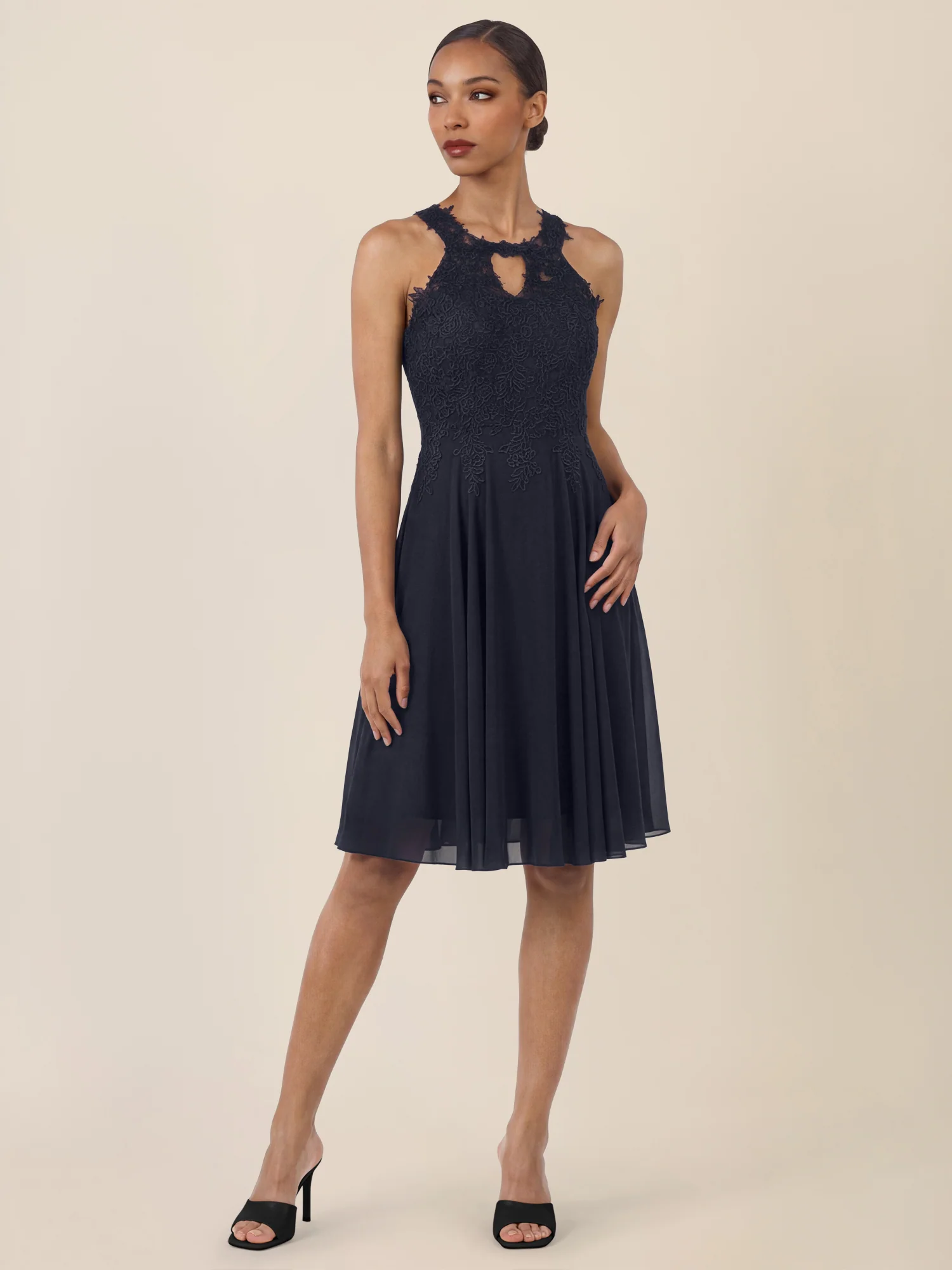 APART Kleid mit floraler Spitzenpracht | nachtblau - Image 6