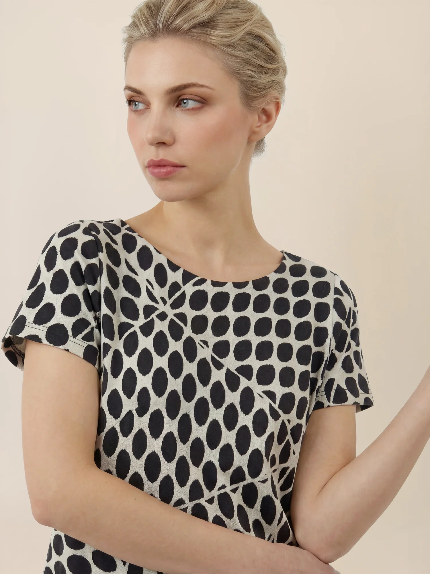 APART Kleid mit Grafikprint und Rundhalsausschnitt | schwarz-creme - Image 5
