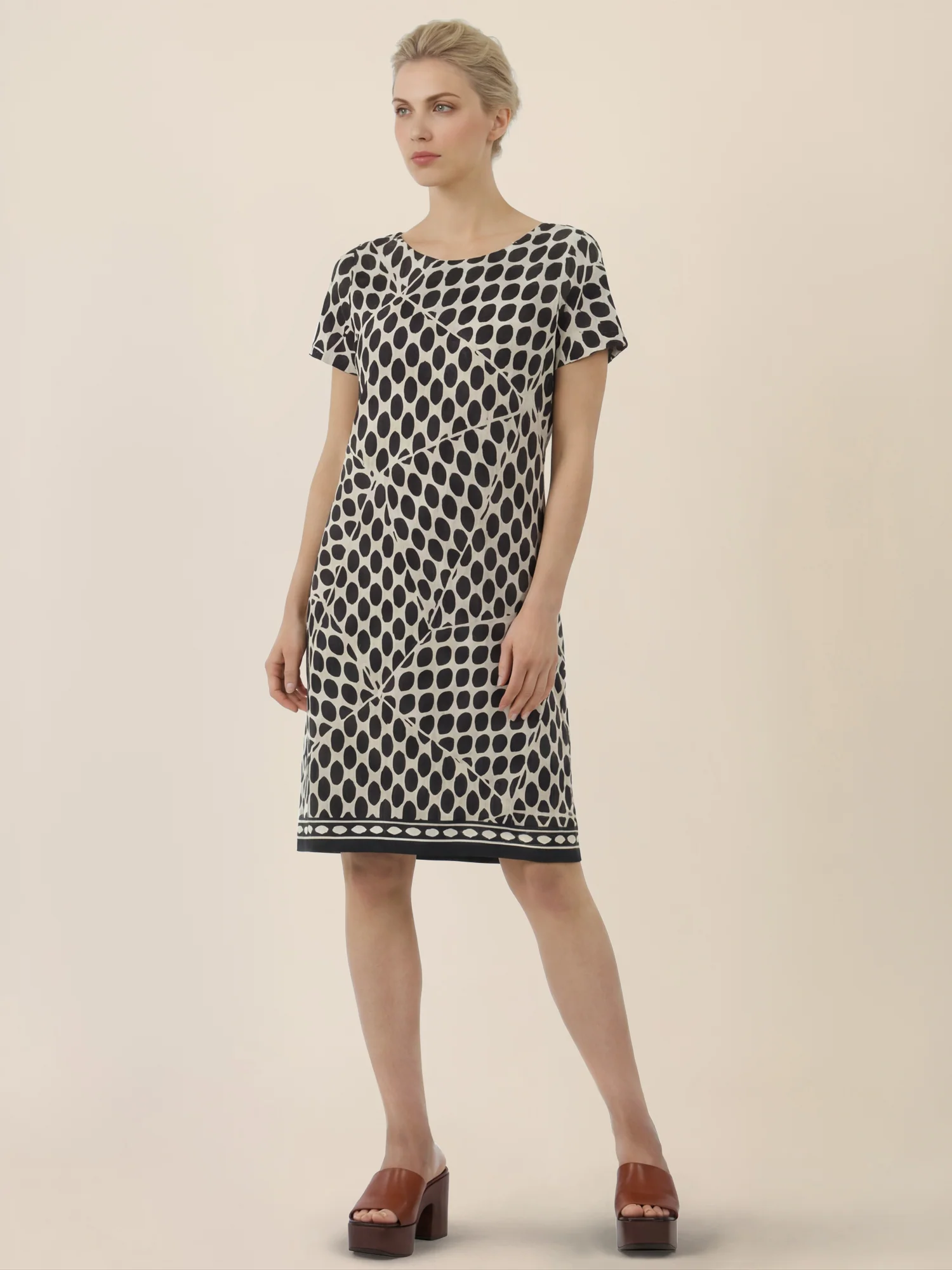 APART Kleid mit Grafikprint und Rundhalsausschnitt | schwarz-creme - Image 6