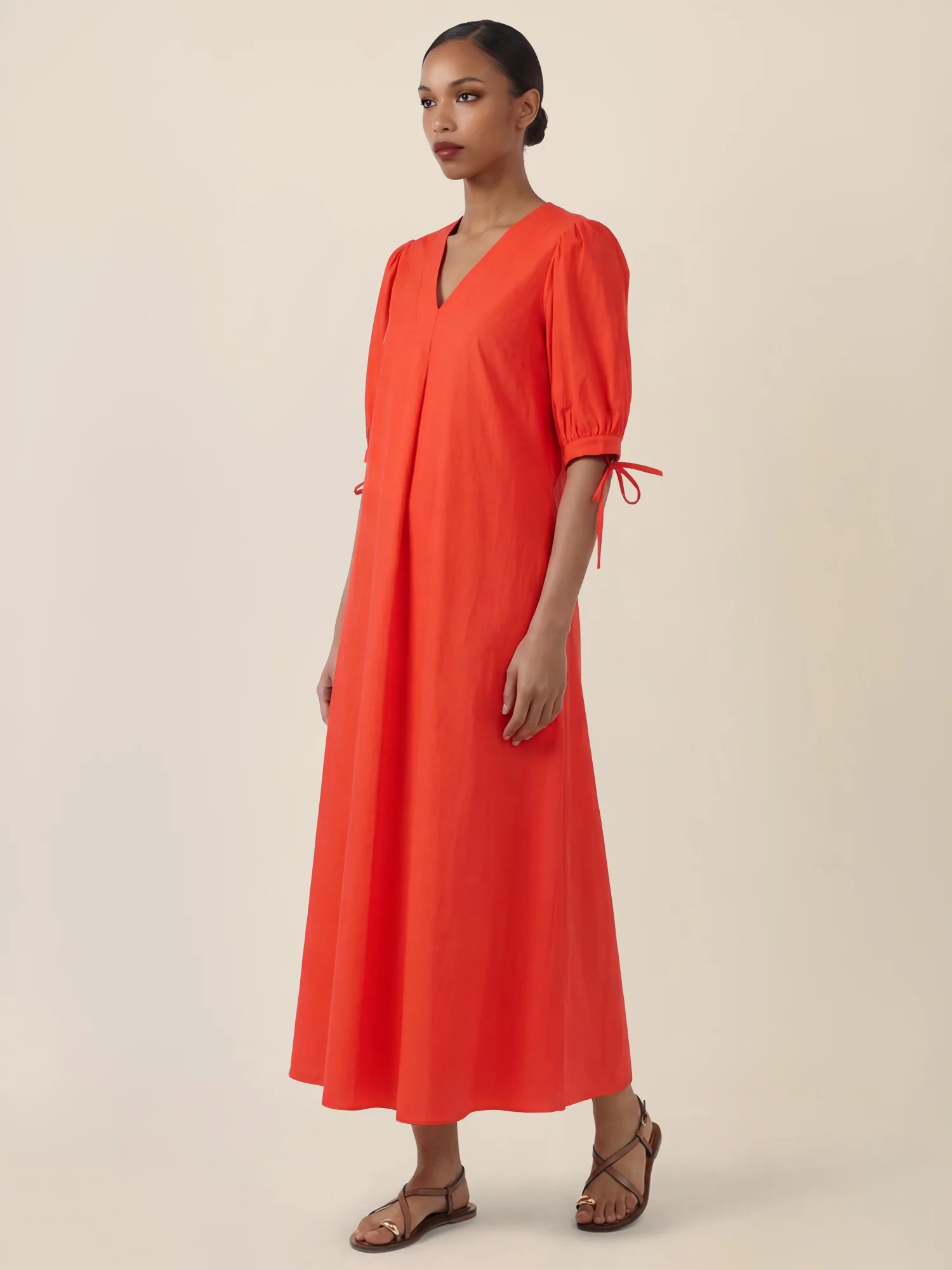 APART Kleid mit Puffärmeln und V-Ausschnitt | orange - Image 5