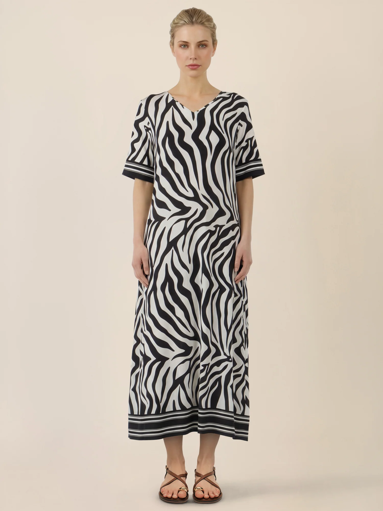 APART Kleid mit Zebra-Muster und V-Ausschnitt | schwarz-creme
