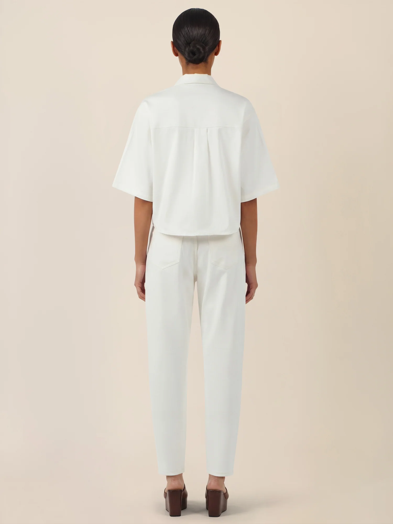 APART Kurzarm-Jeansjacke mit Druckknöpfen | creme - Image 3
