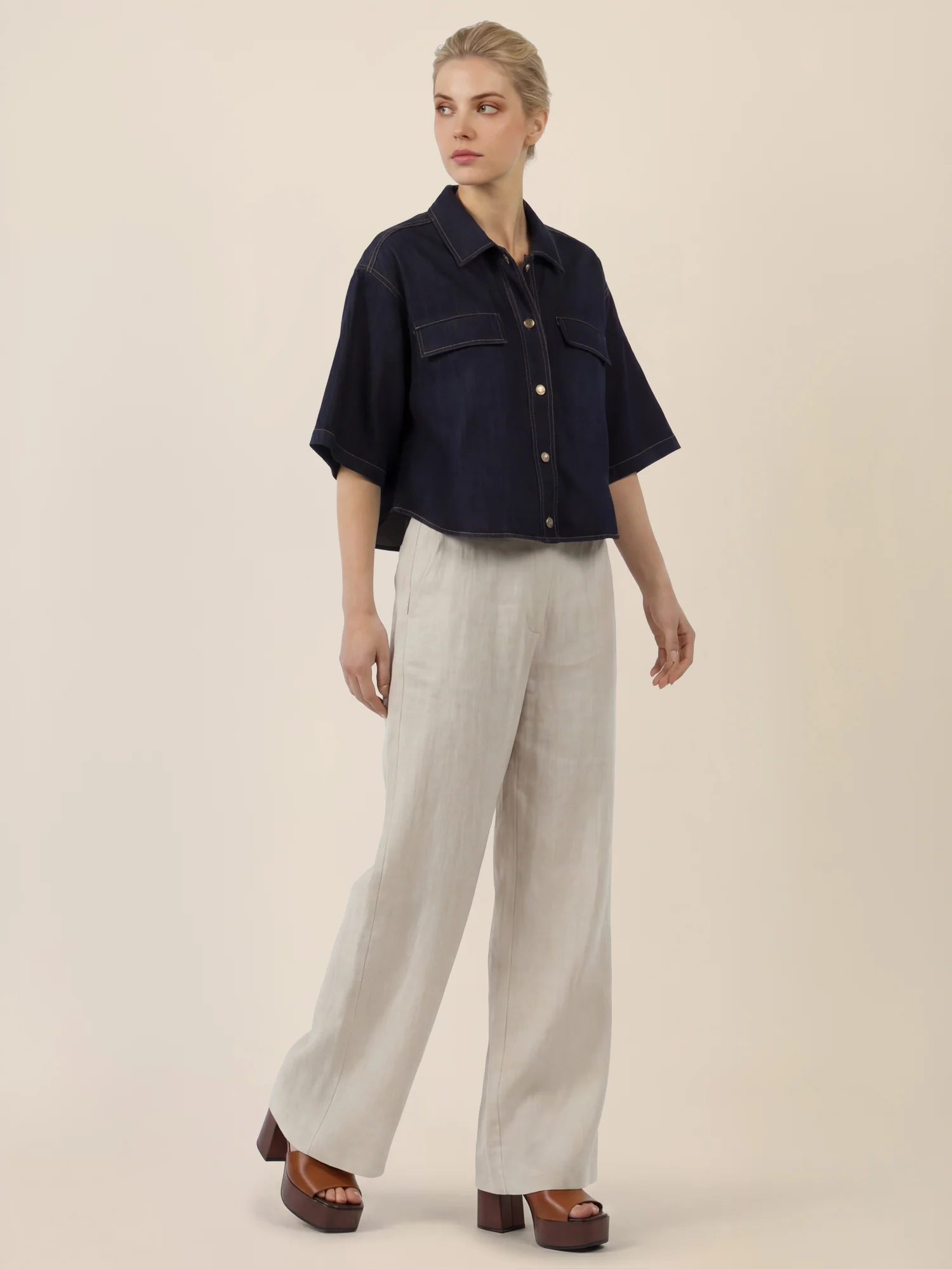 APART Kurzarm-Jeansjacke mit Druckknöpfen | dunkelblau - Image 6