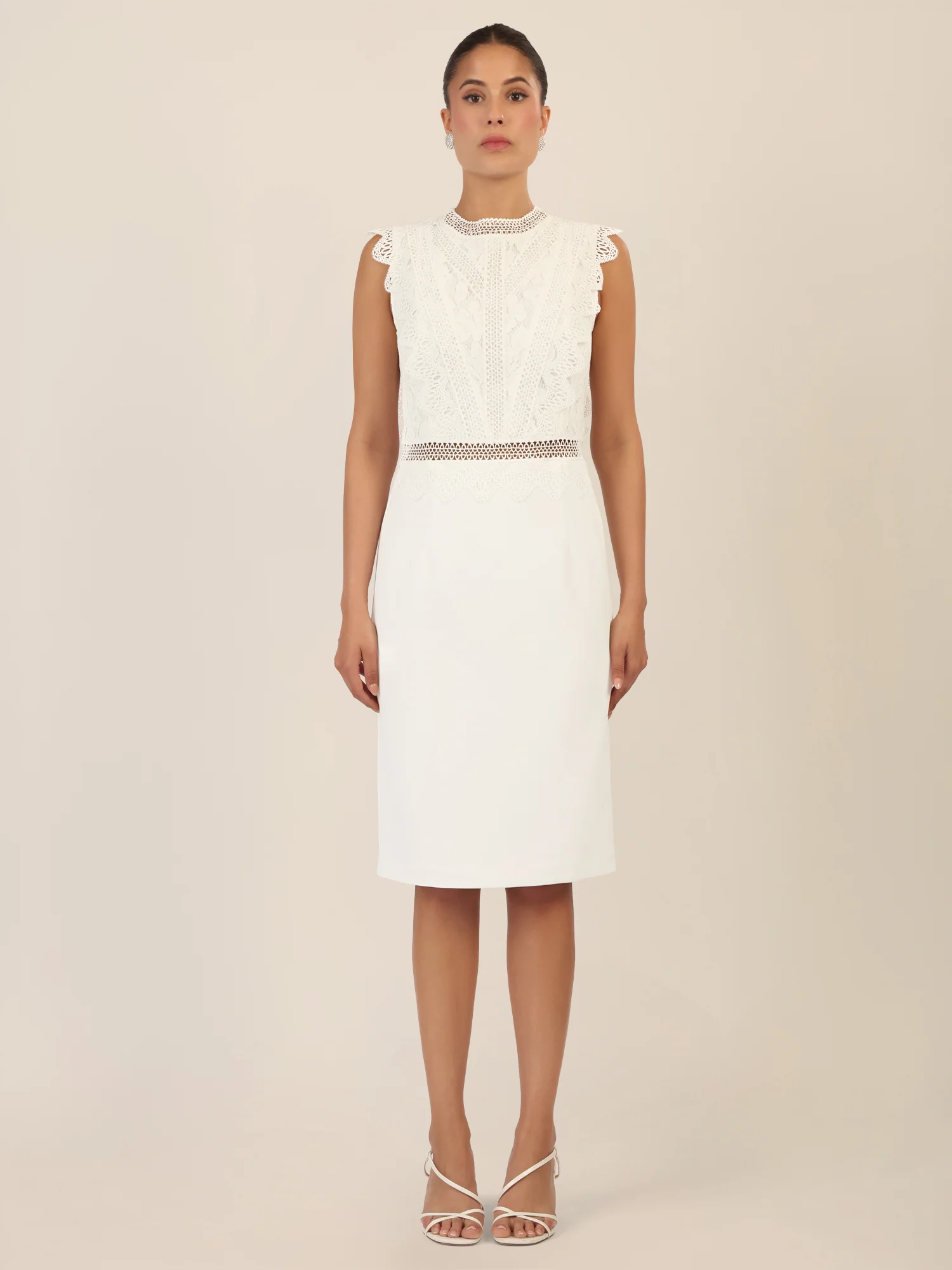 APART Kurzes Hochzeitskleid mit Häkelspitze | creme - Image 6