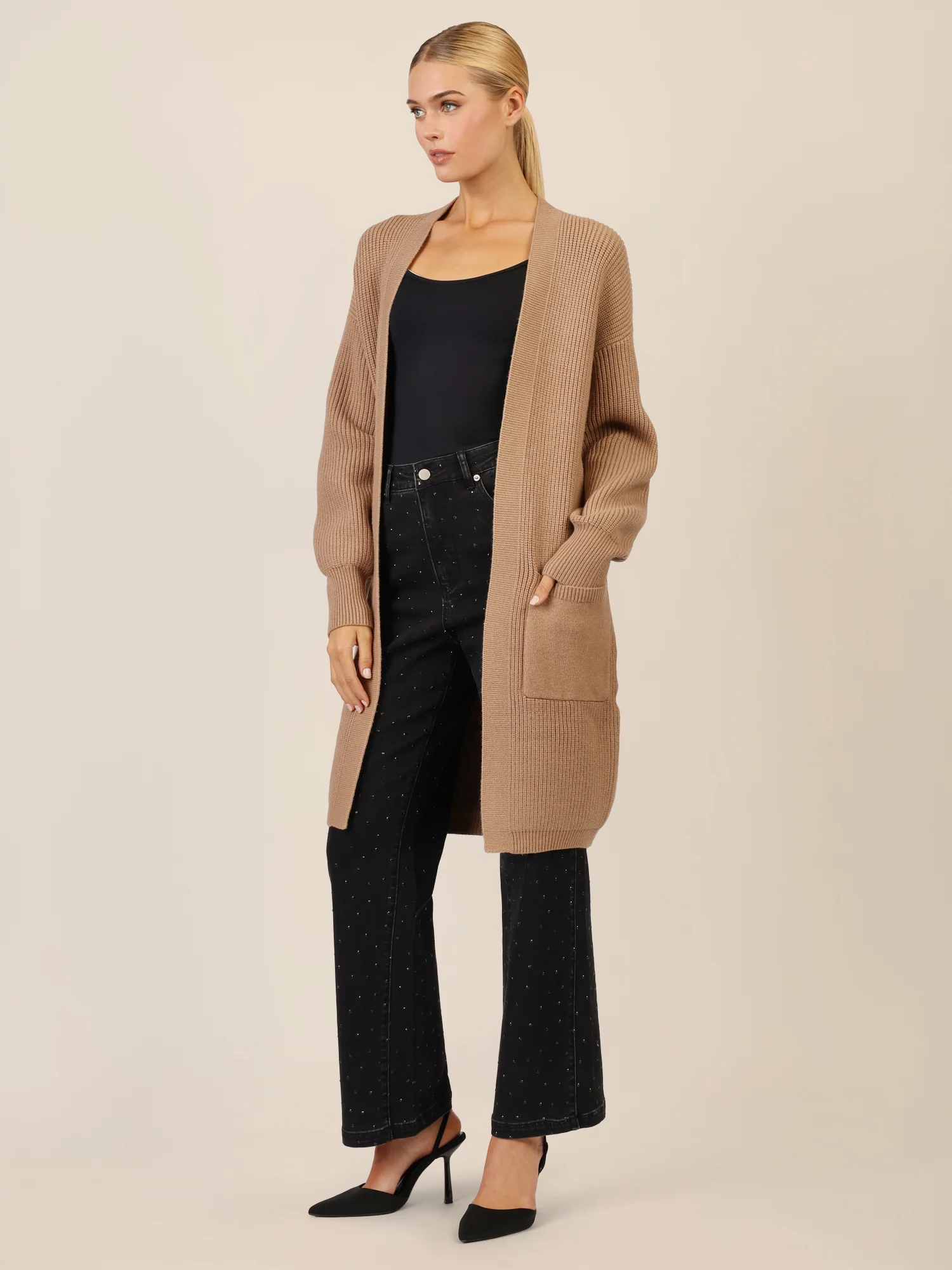 APART Lange Strickjacke mit aufgesetzten Taschen | camel - Image 2