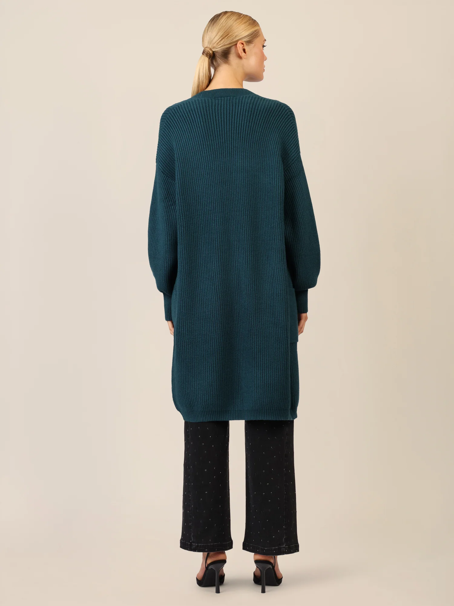 APART Lange Strickjacke mit aufgesetzten Taschen | dunkelgrün - Image 3