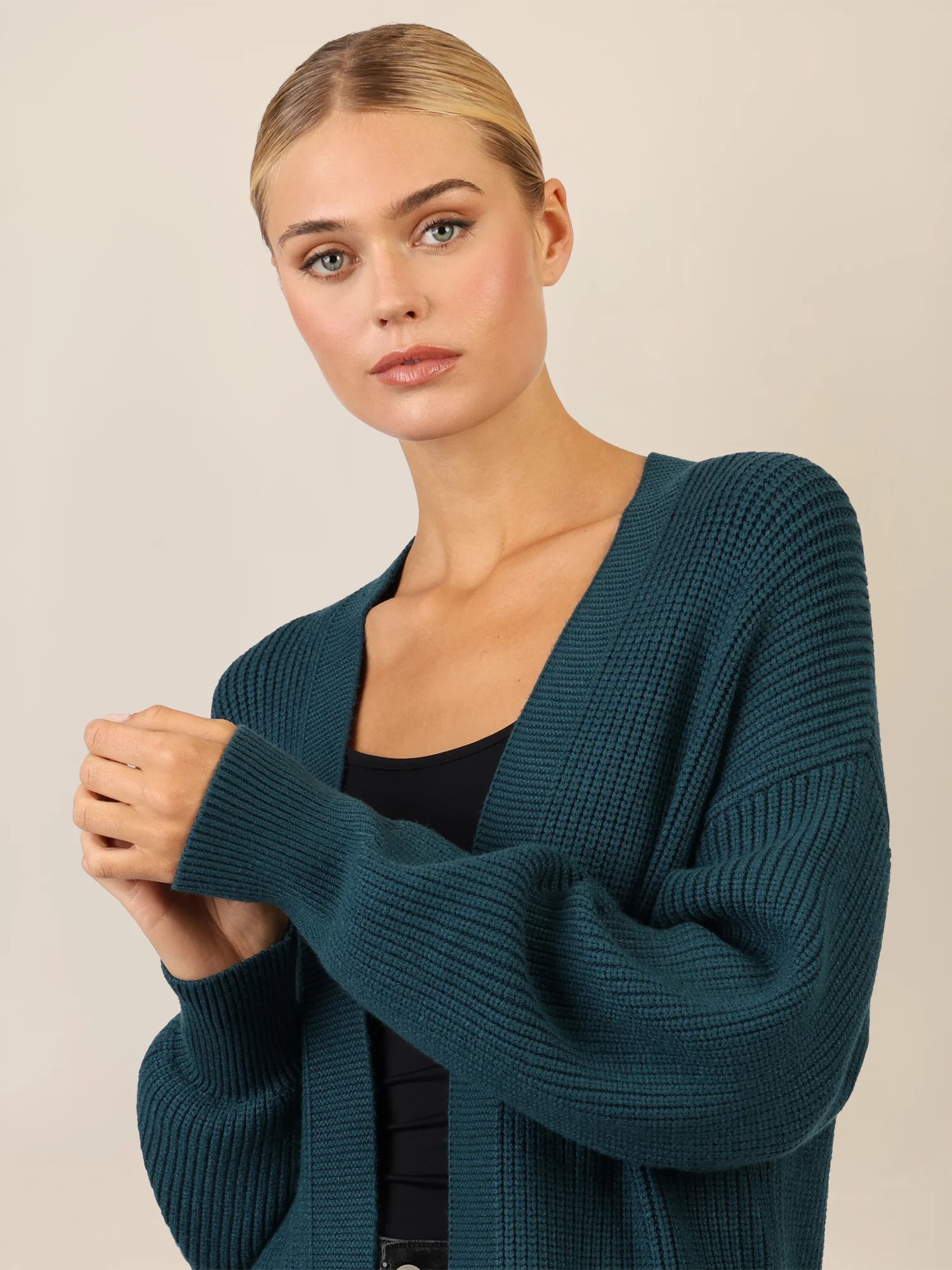APART Lange Strickjacke mit aufgesetzten Taschen | dunkelgrün - Image 5