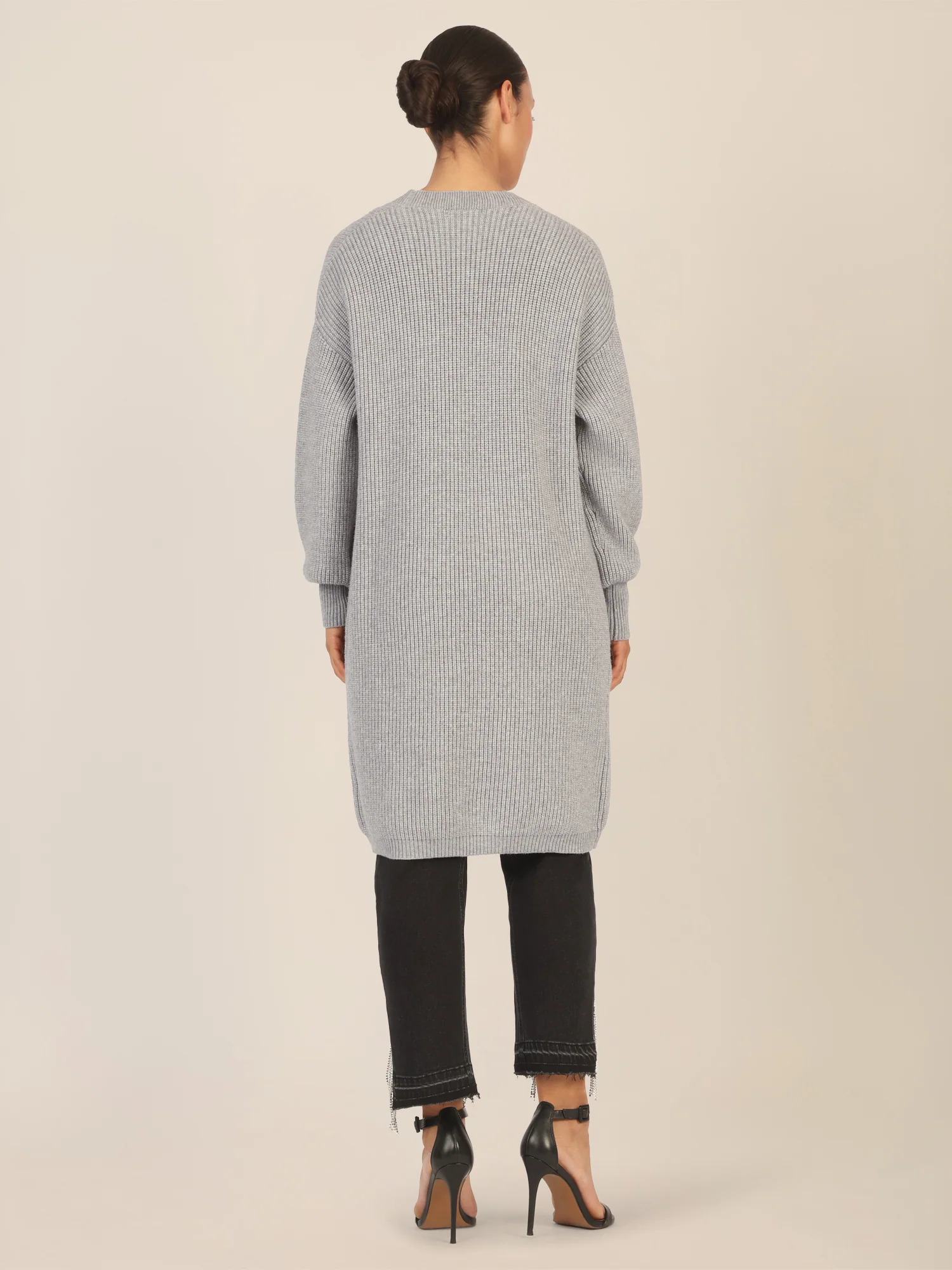 APART Lange Strickjacke mit aufgesetzten Taschen | graumeliert - Image 2
