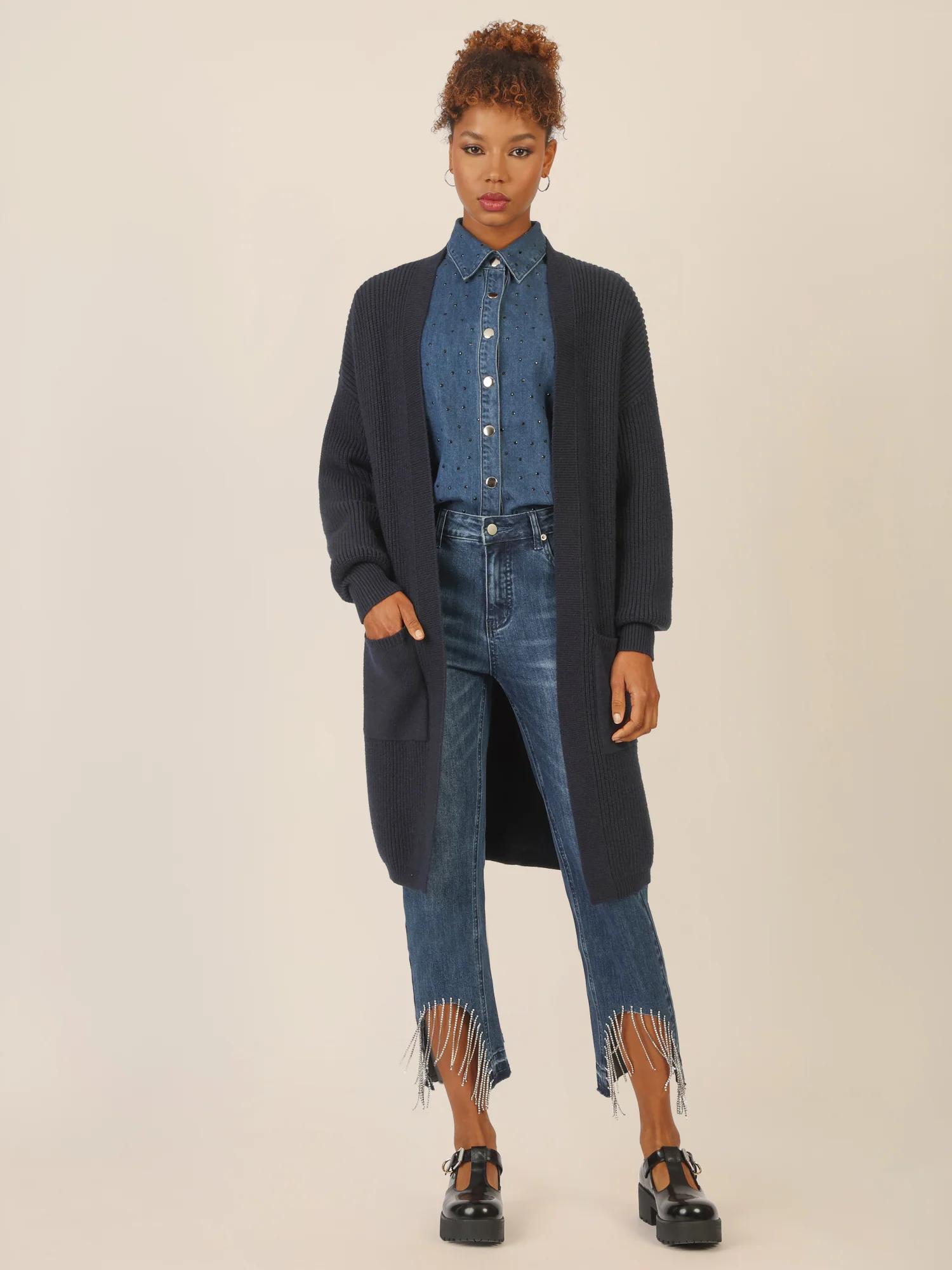APART Lange Strickjacke mit aufgesetzten Taschen | nachtblau