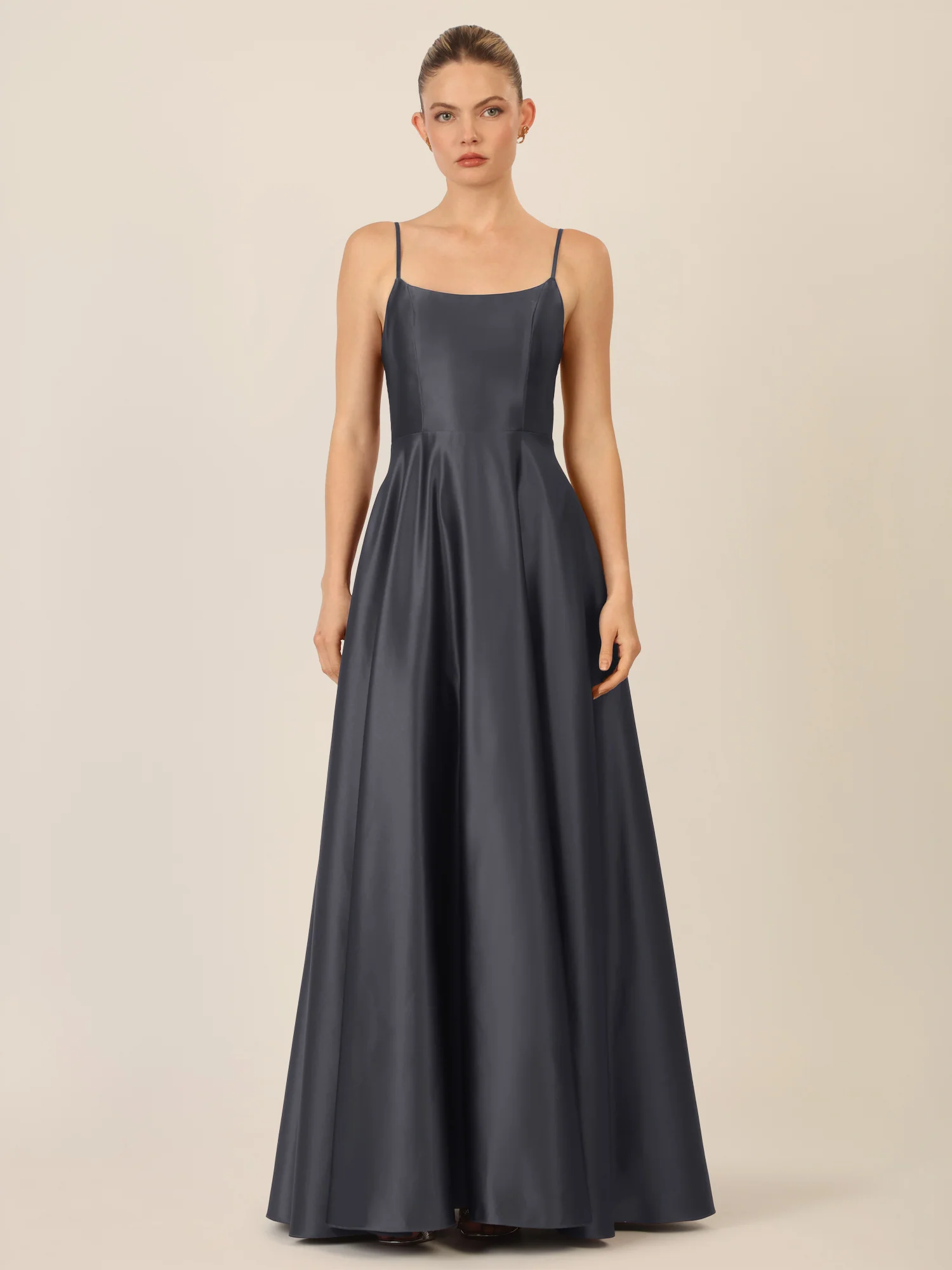 APART Langes Ballkleid aus Satin mit Spaghettiträgern | nachtblau - Image 5