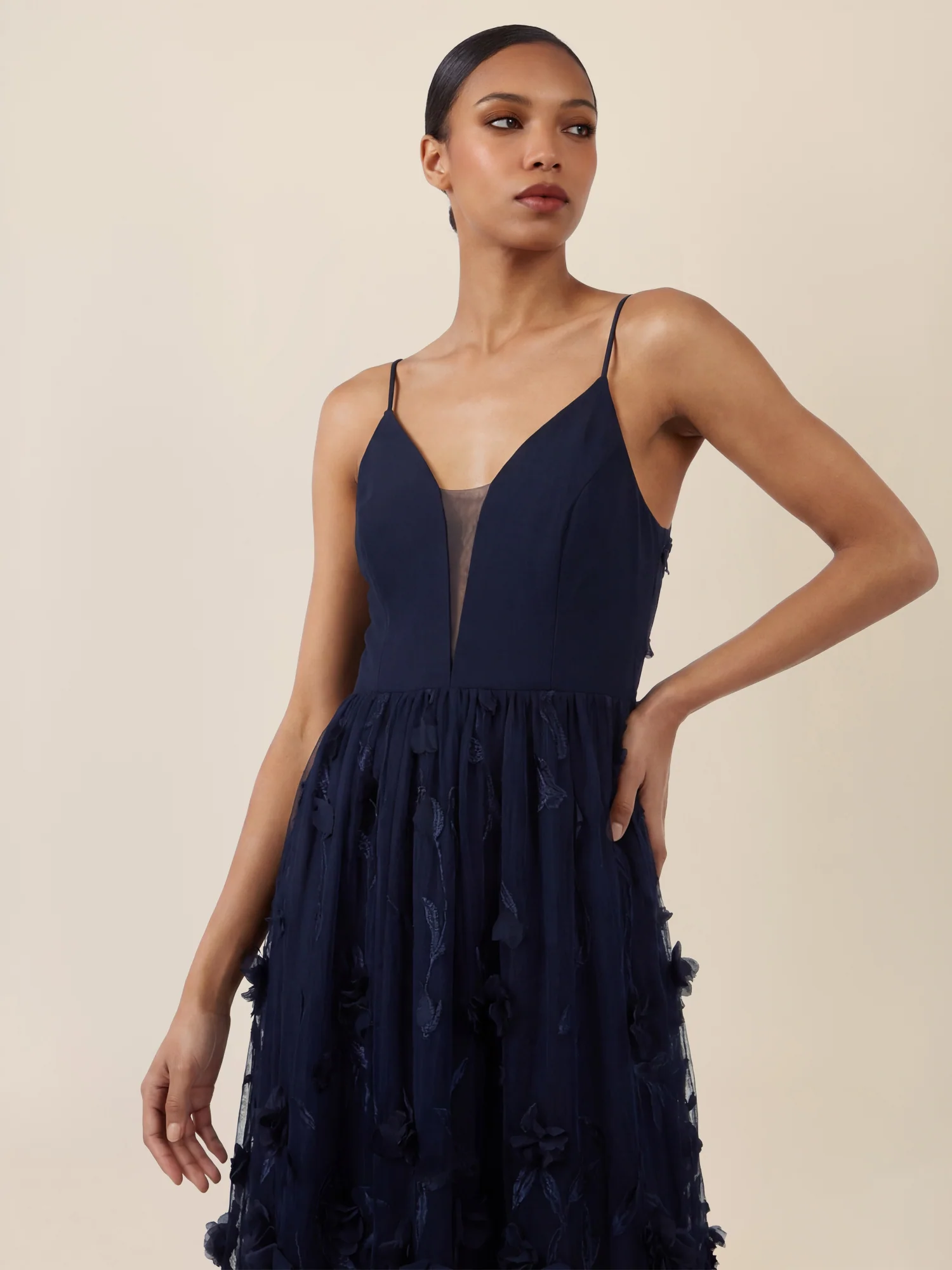 APART Maxikleid mit 3D-Blüten und Tüllrock | nachtblau - Image 4