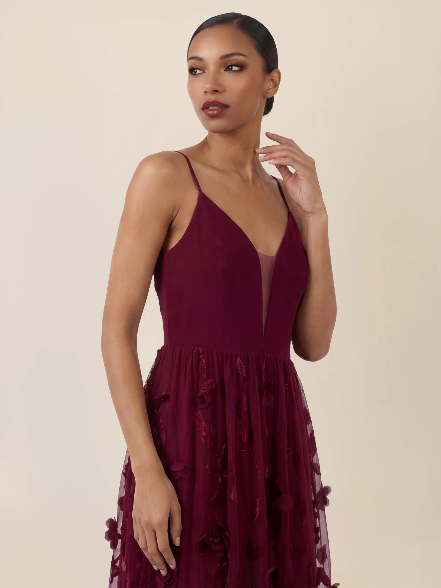 APART Maxikleid mit 3D-Blüten und Tüllrock | weinrot - Image 4