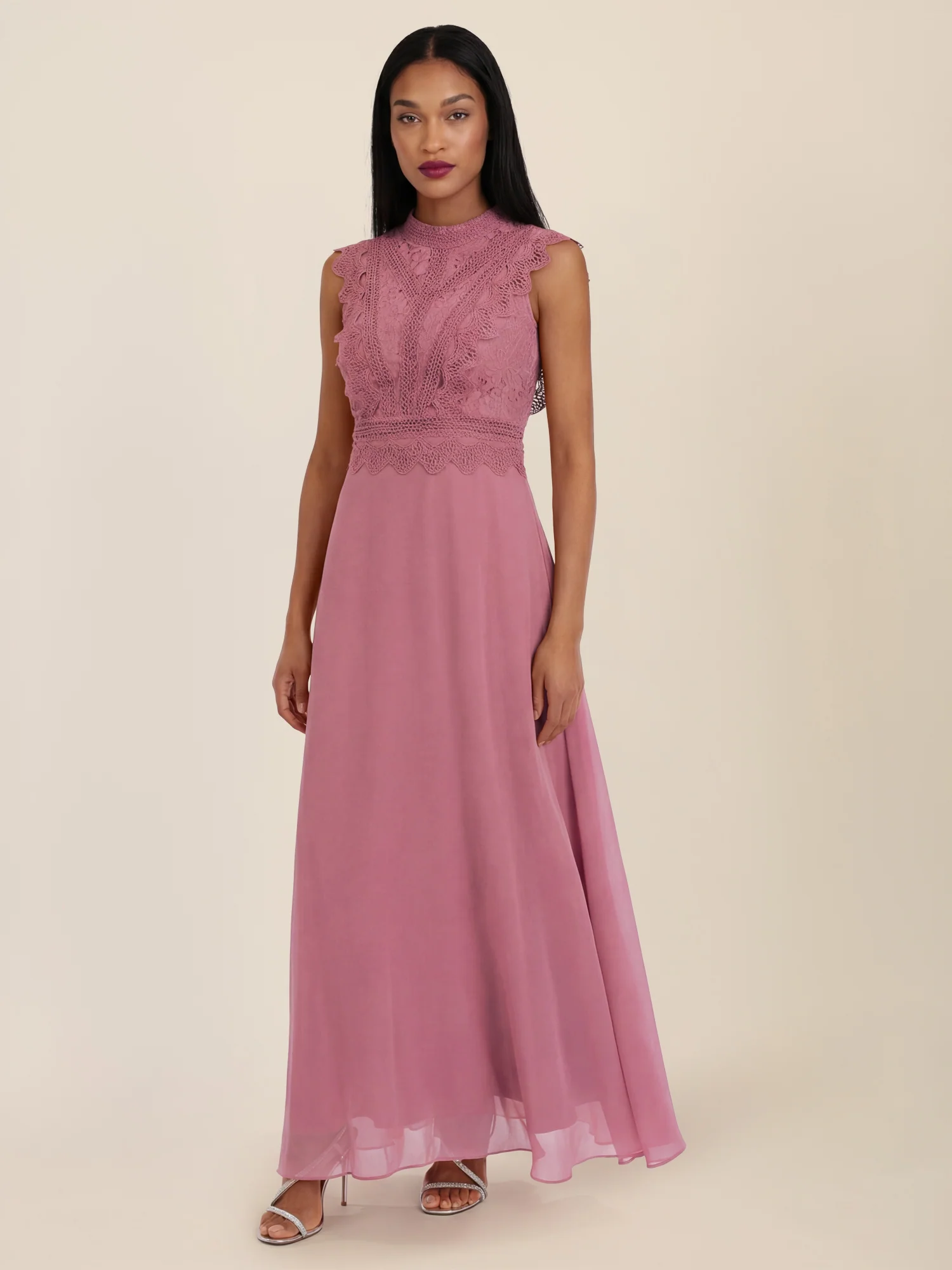 APART Maxikleid mit Häkelspitze und Stehkragen | rosé