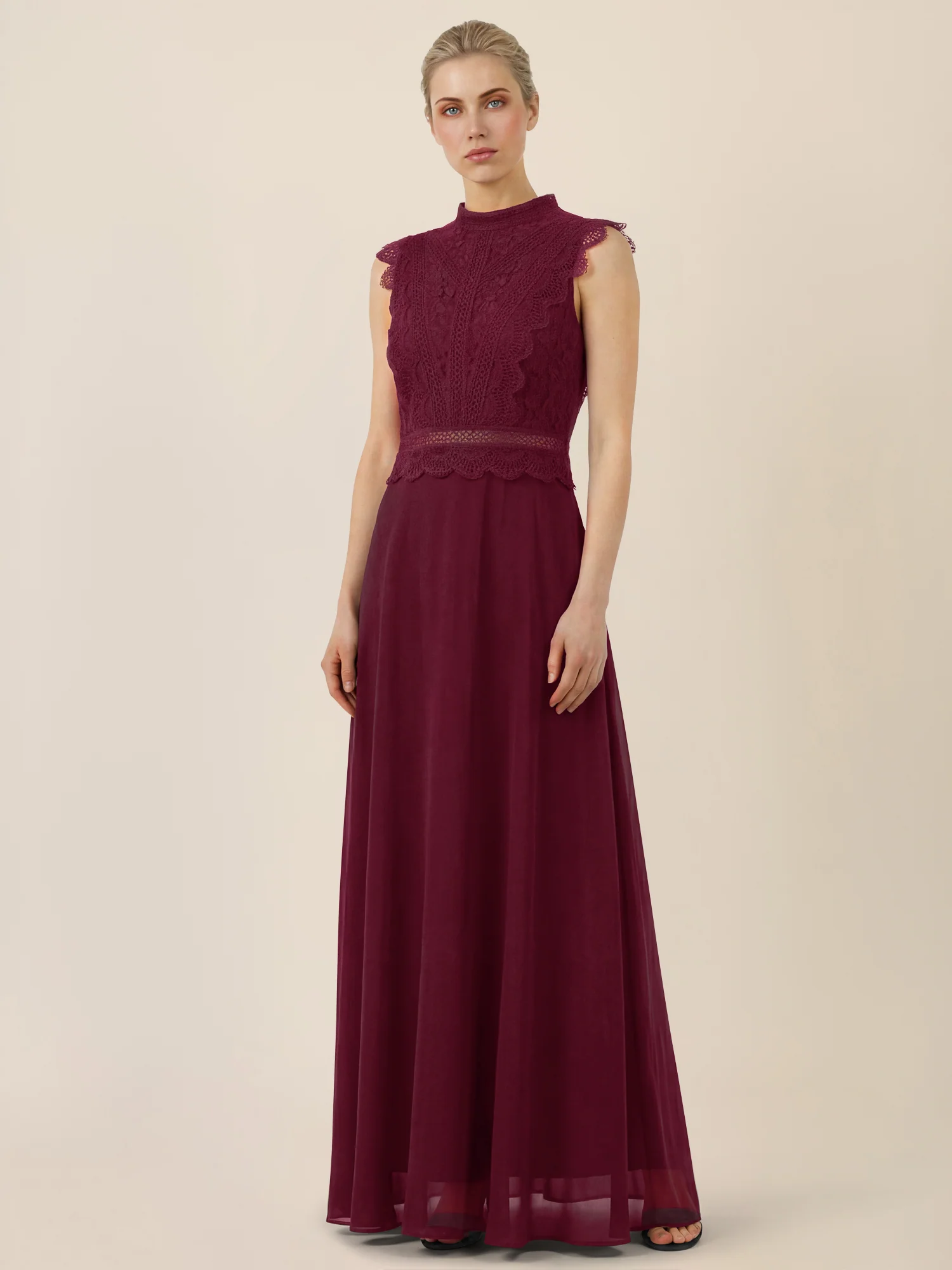APART Maxikleid mit Häkelspitze und Stehkragen | weinrot - Image 5