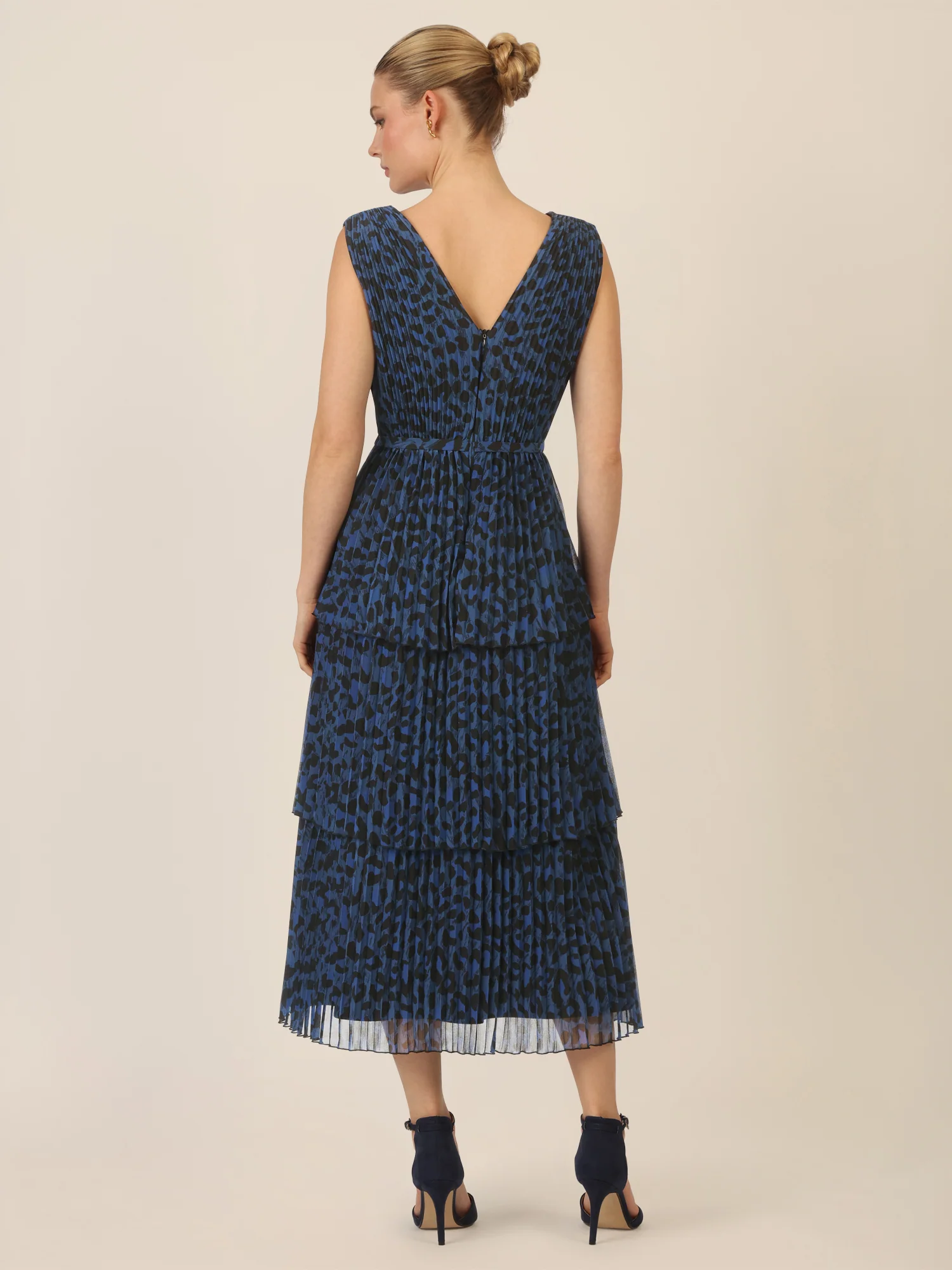 APART Midi Plisseekleid mit Animalprint | mittelblau-multicolor - Image 2