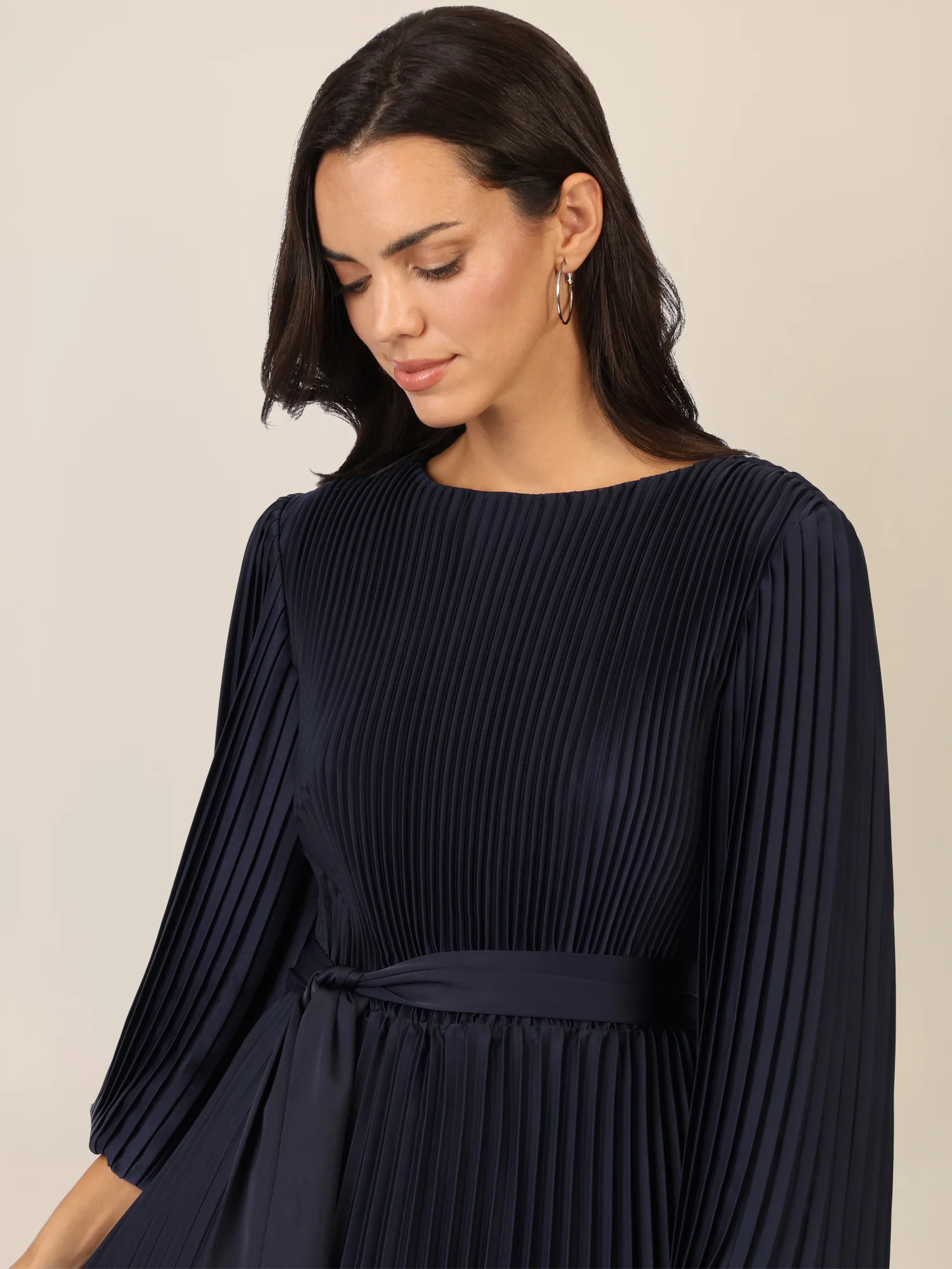 APART Midi Plisseekleid mit separatem, breitem Bindegürtel | nachtblau - Image 4