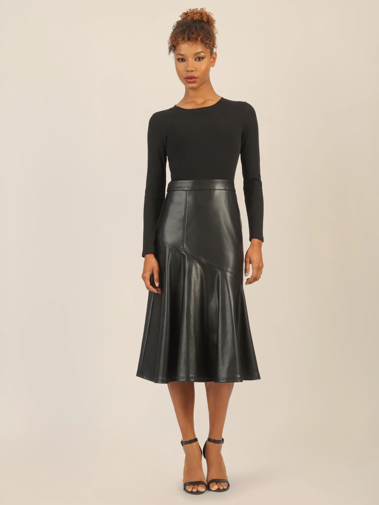 APART Midikleid mit Kunstleder-Rock in Bahnenoptik | schwarz - Image 5