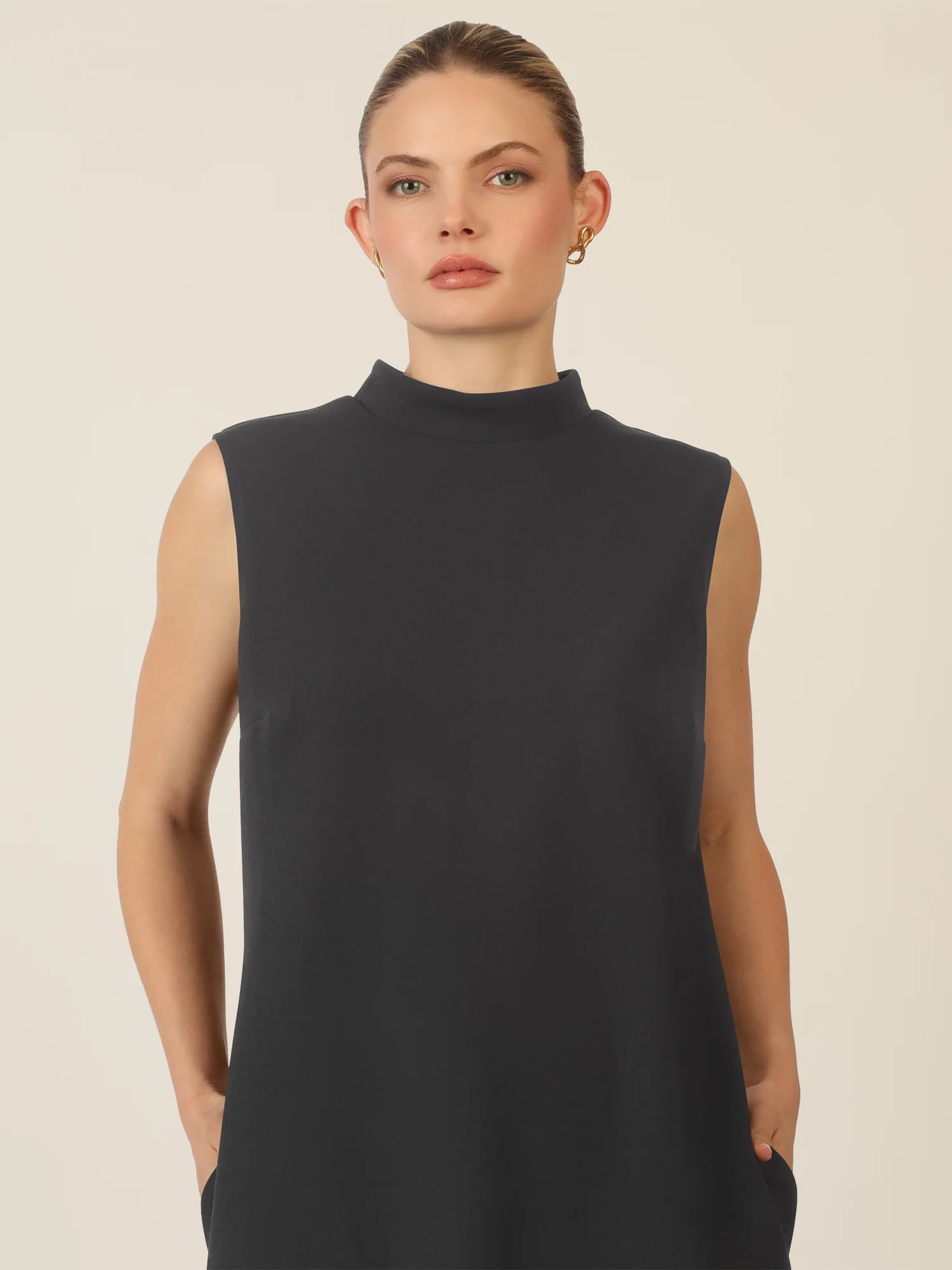 APART Minikleid aus einer leicht körnigen Jersey Ware | schwarz - Image 6