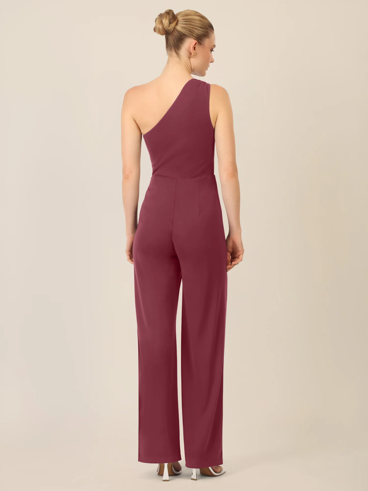 APART One-Shoulder Jerseyoverall mit Drapierung | bordeauxrot - Image 2