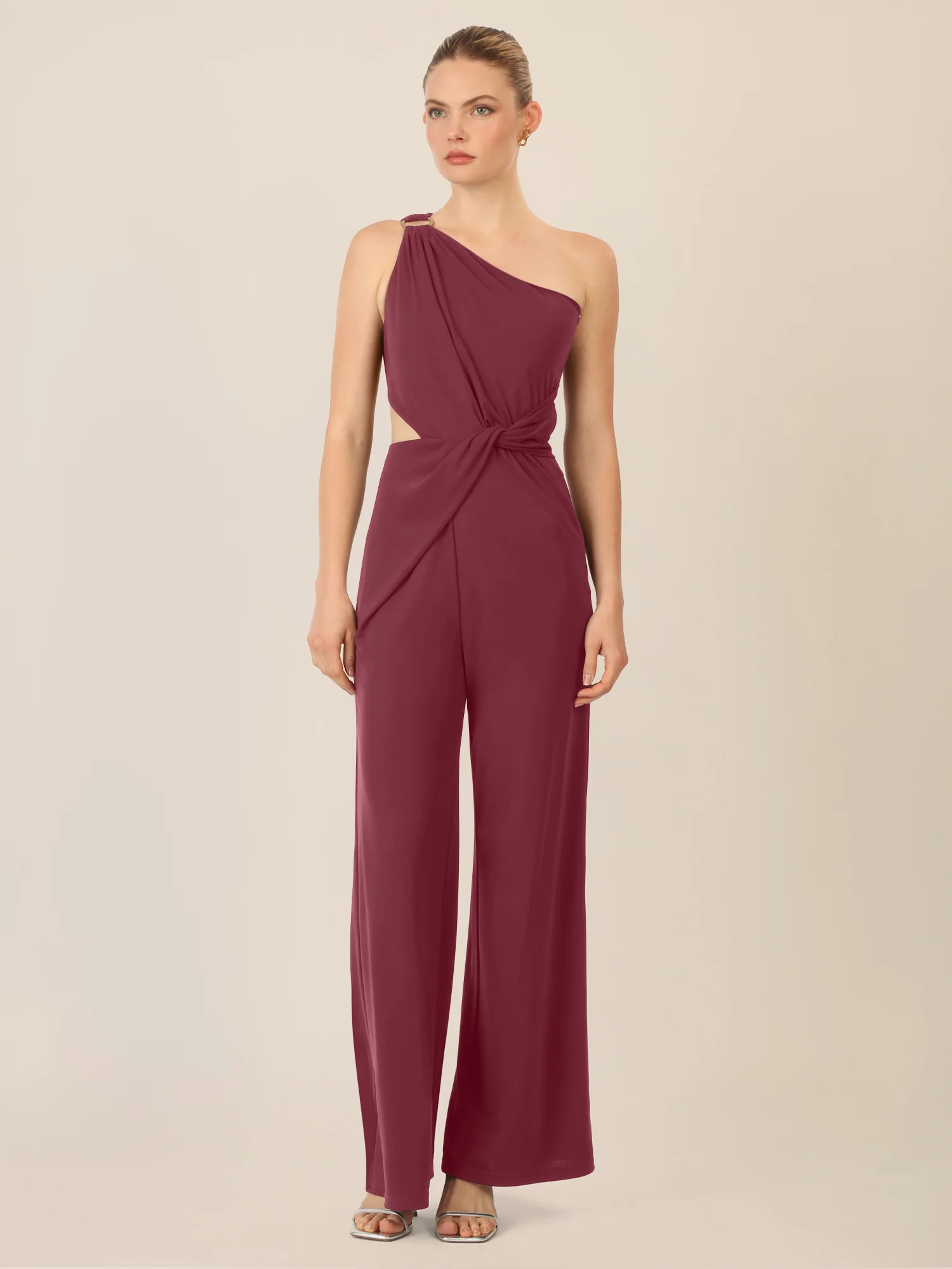 APART One-Shoulder Jerseyoverall mit Drapierung | bordeauxrot - Image 5
