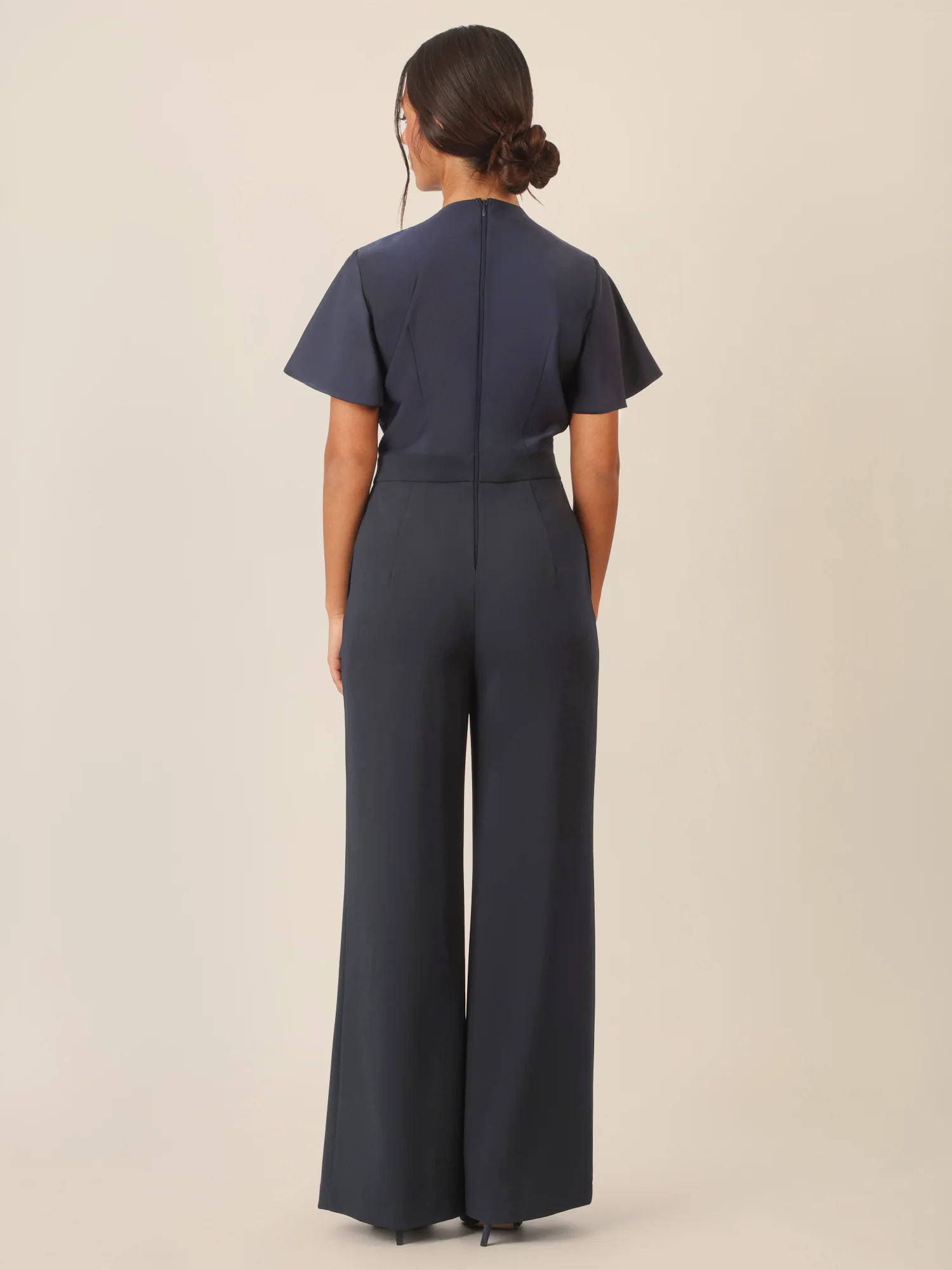 APART Overall im Materialmix aus Satin und mattschimmerndem Krepp | nachtblau - Image 2