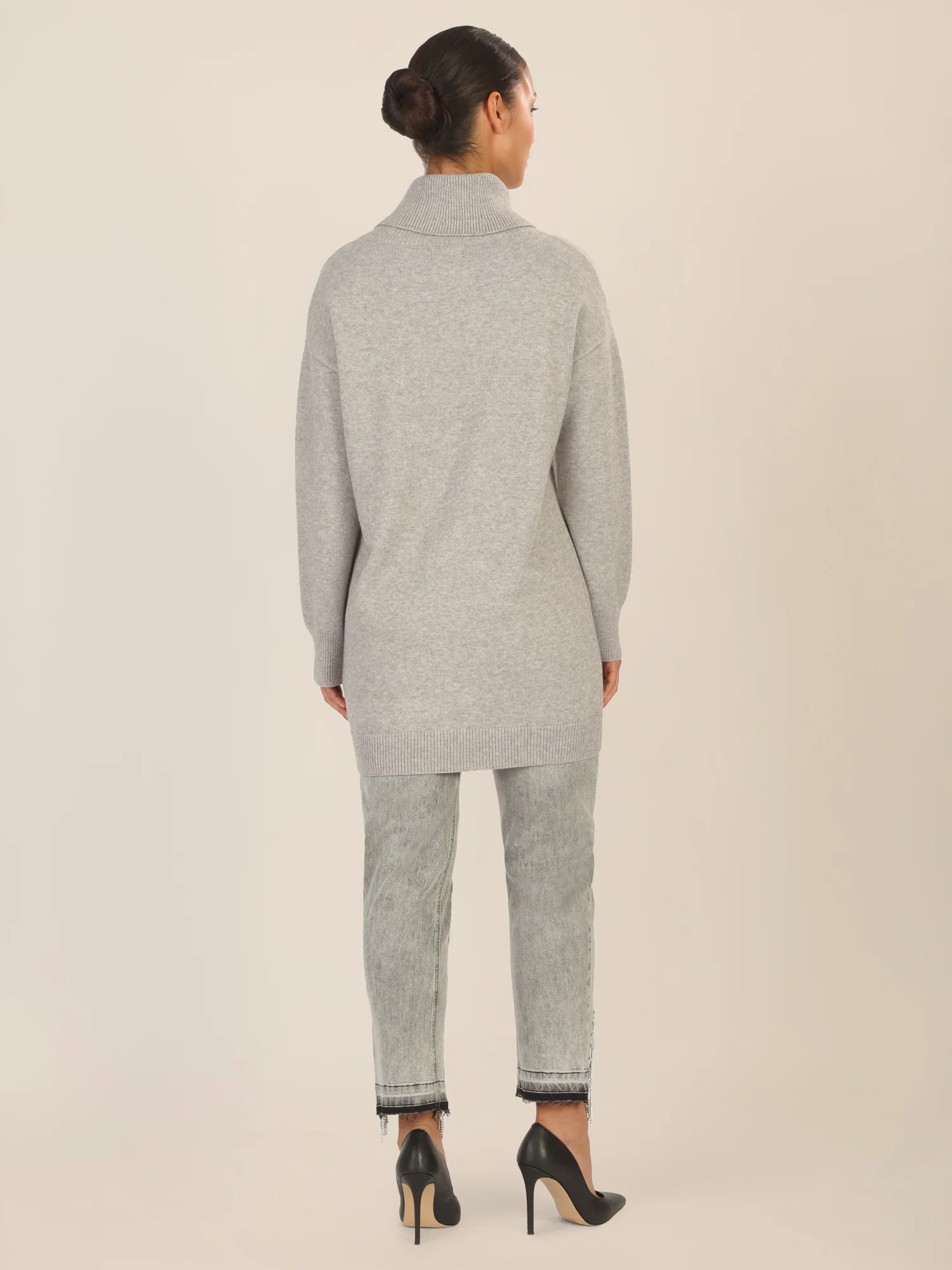 APART Overside Strickkleid mit überschnittene Schultern | graumeliert - Image 2