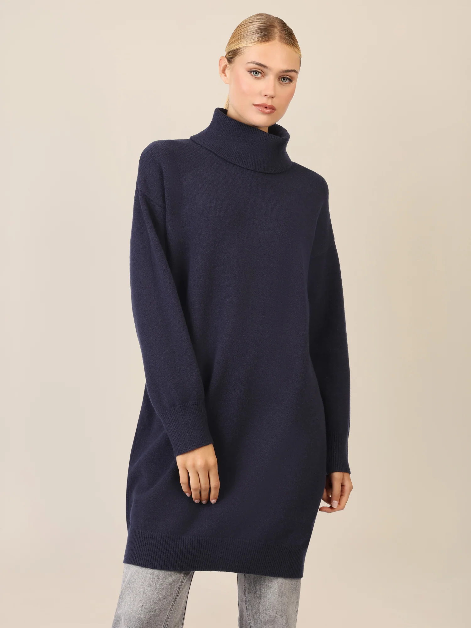 APART Overside Strickkleid mit überschnittene Schultern | nachtblau - Image 4