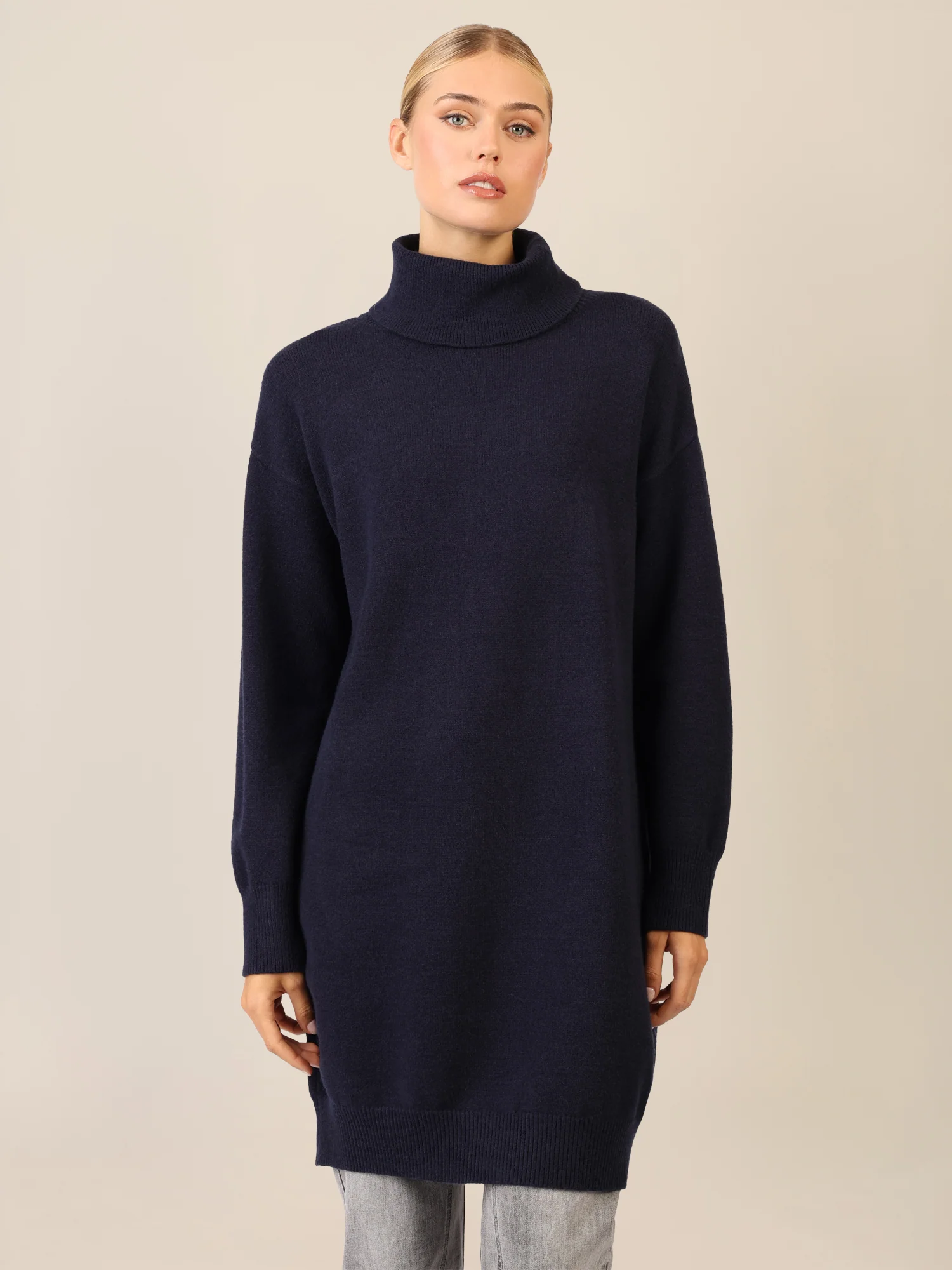 APART Overside Strickkleid mit überschnittene Schultern | nachtblau - Image 7