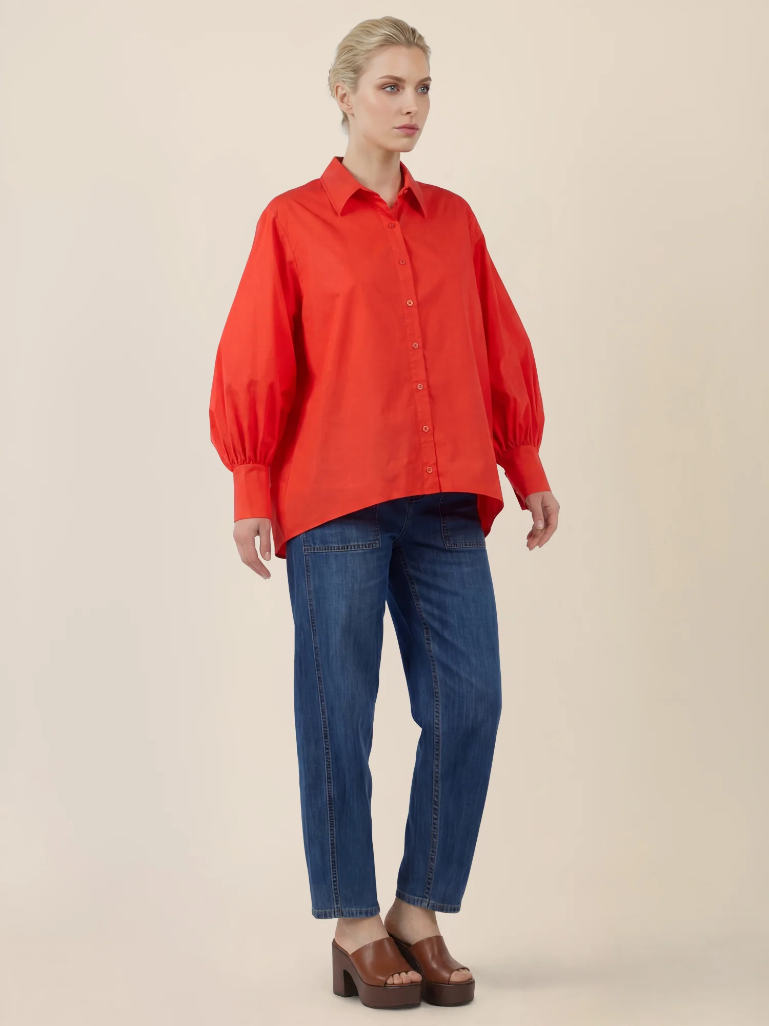 APART Oversize-Bluse mit Ballonärmeln und Hemdkragen | orange - Image 6