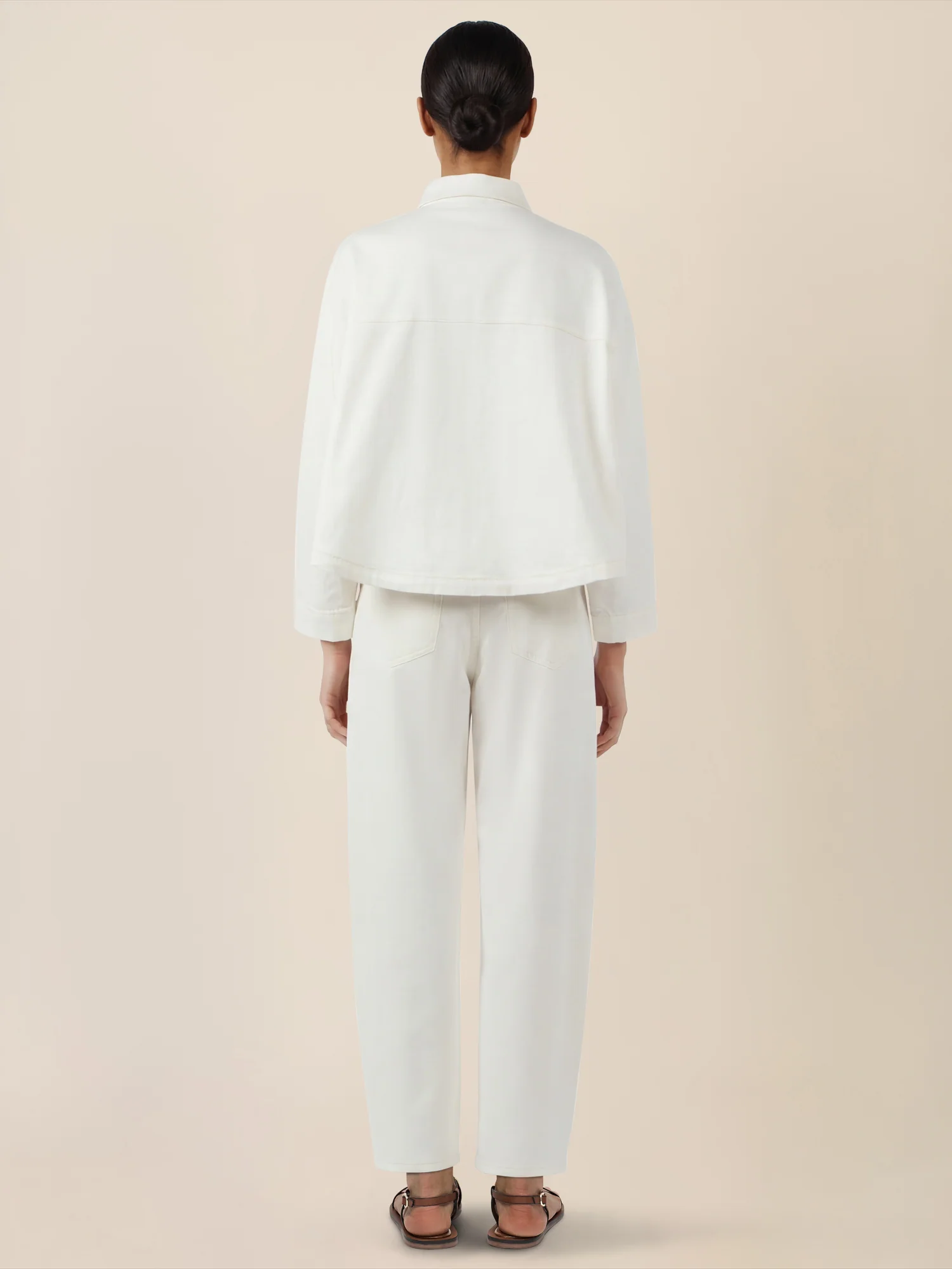 APART Oversized Jeansjacke mit Kontrastnähten | creme - Image 3