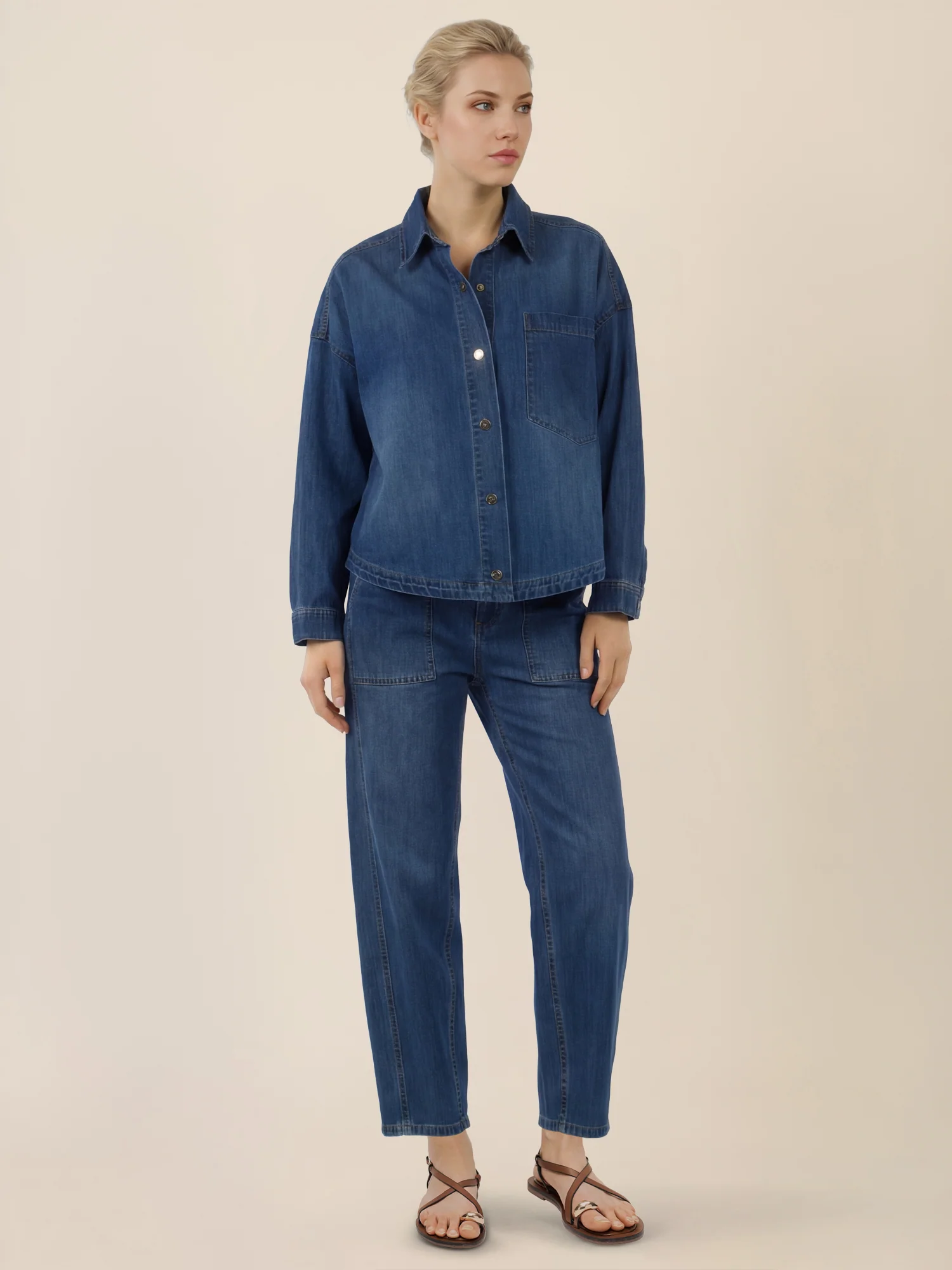 APART Oversized Jeansjacke mit Kontrastnähten | hellblau - Image 6