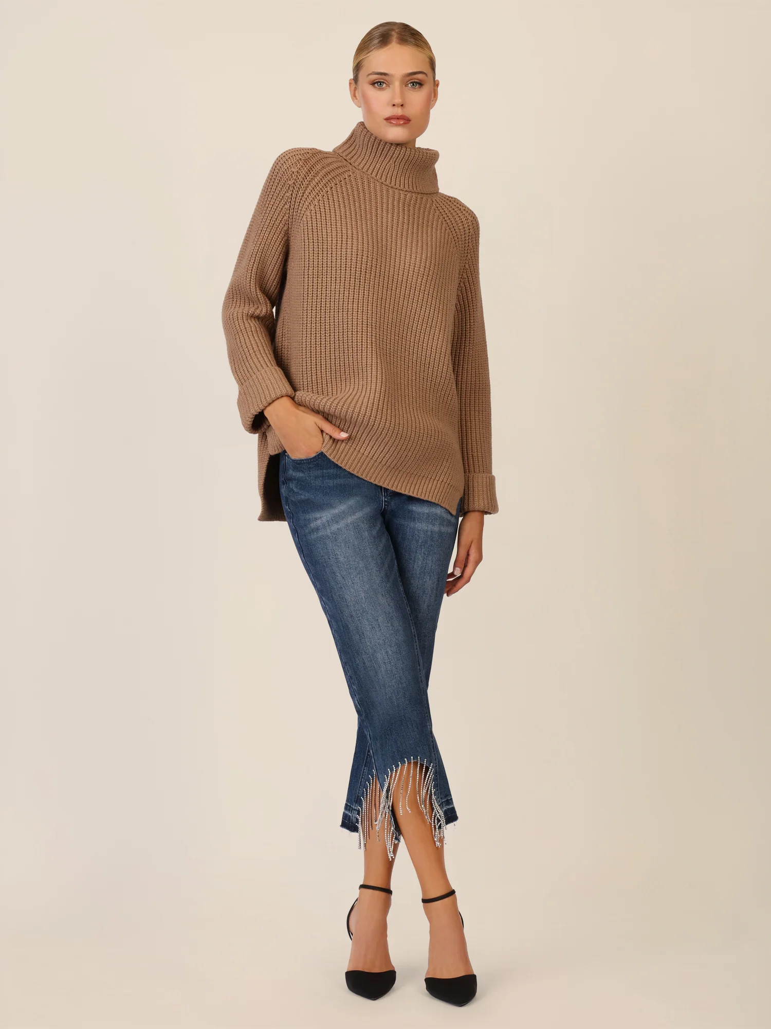 APART Oversized Pullover mit Rollkragen | camel - Image 2