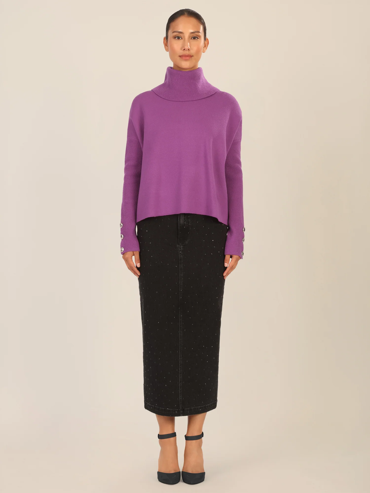 APART Oversized Pullover mit Rollkragen und Schmuckknöpfen | lila - Image 4
