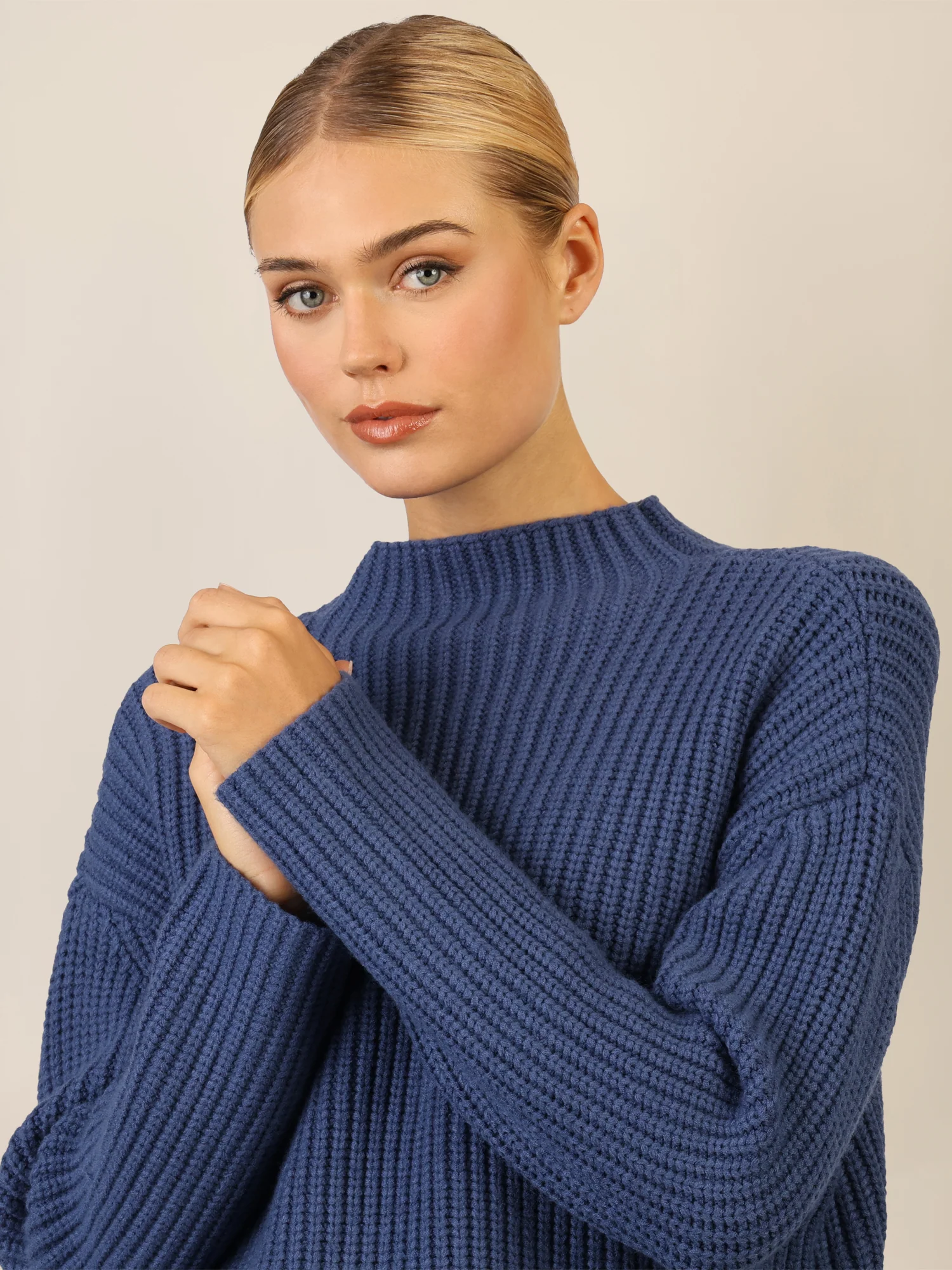 APART Oversized Pullover mit Strukturmuster | mittelblau - Image 5