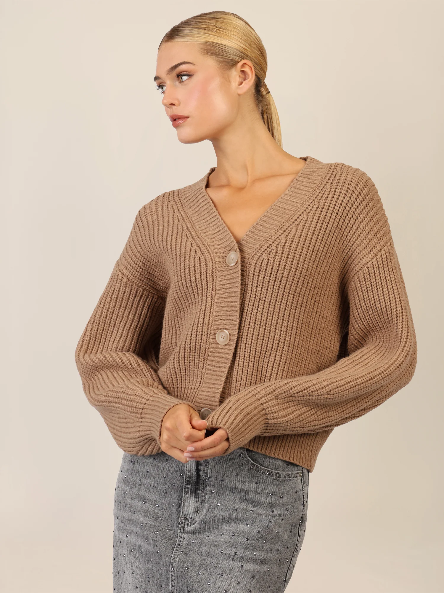 APART Oversized Strickjacke mit Knopfleiste | camel - Image 5