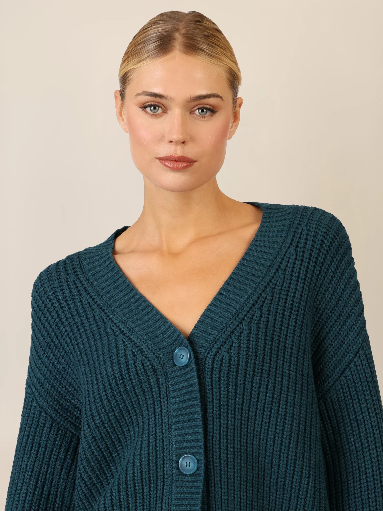 APART Oversized Strickjacke mit Knopfleiste | dunkelgrün - Image 6