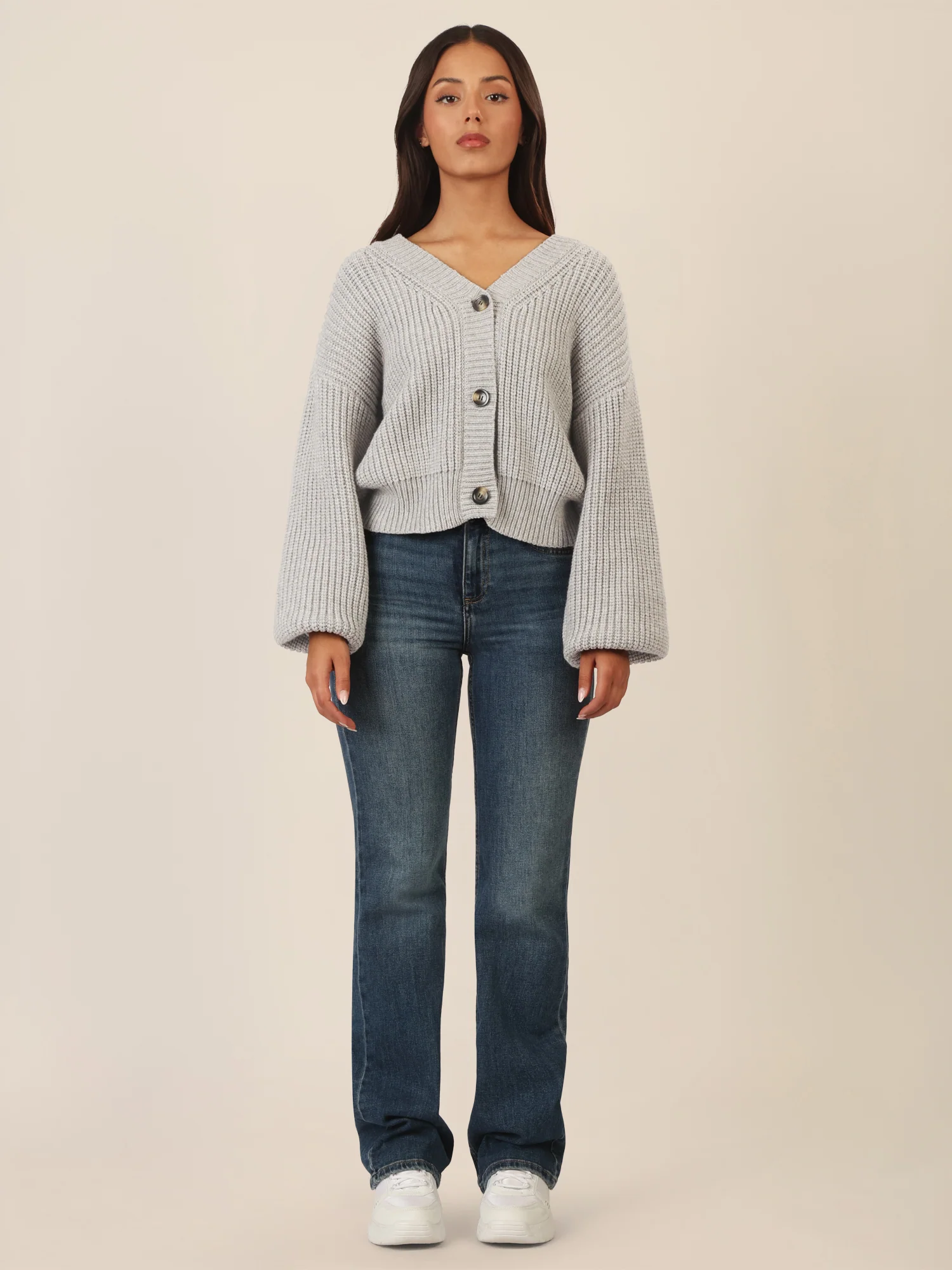 APART Oversized Strickjacke mit Knopfleiste | graumeliert - Image 2