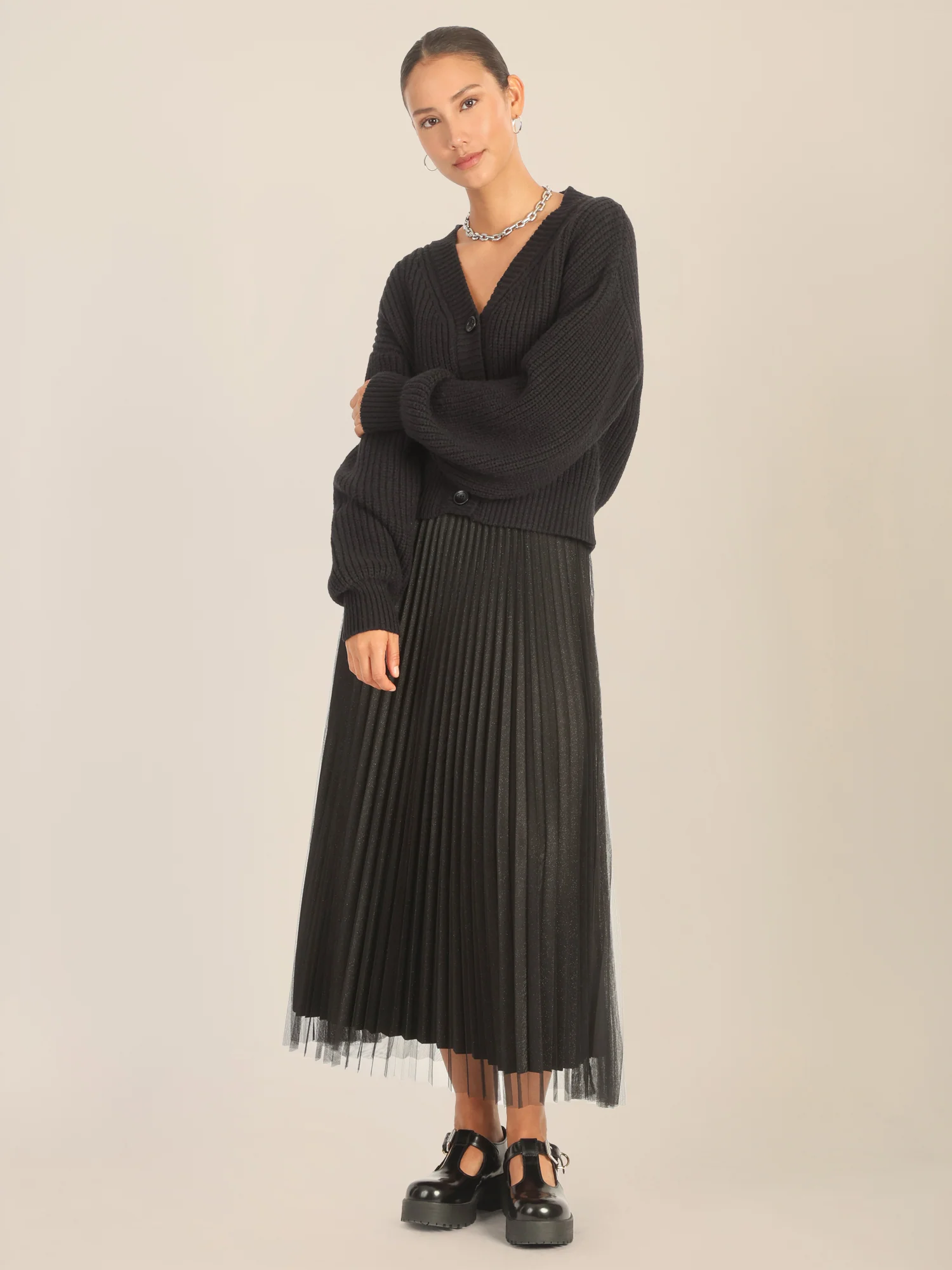 APART Oversized Strickjacke mit Knopfleiste | schwarz - Image 6