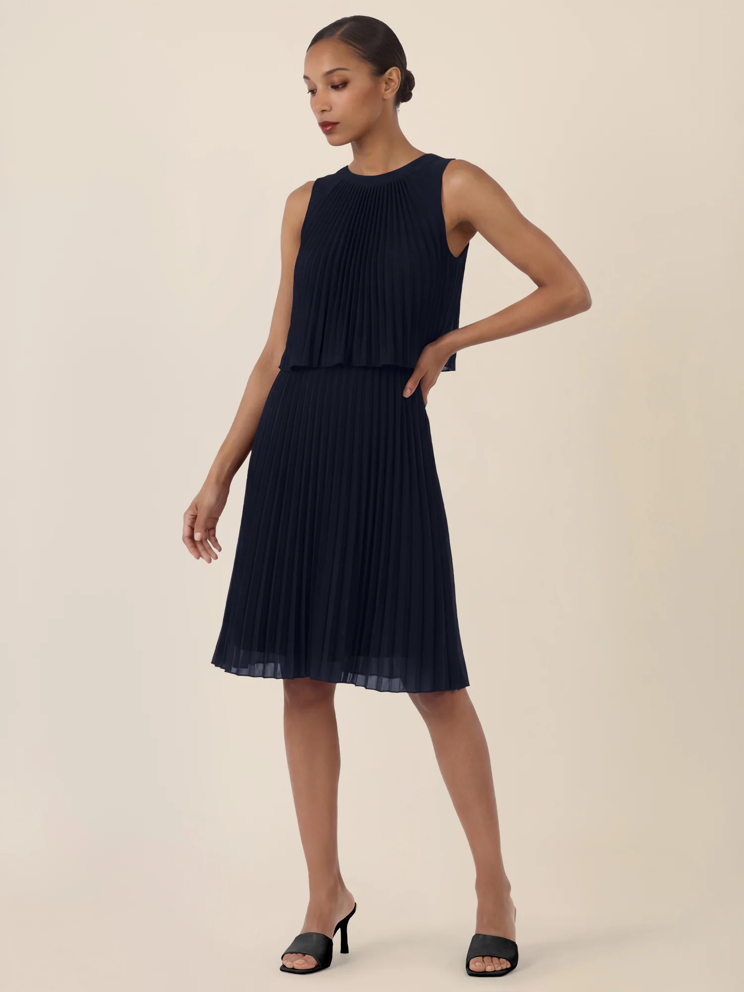 APART Plissiertes Chiffonkleid mit doppellagigem Oberteil | nachtblau - Image 6
