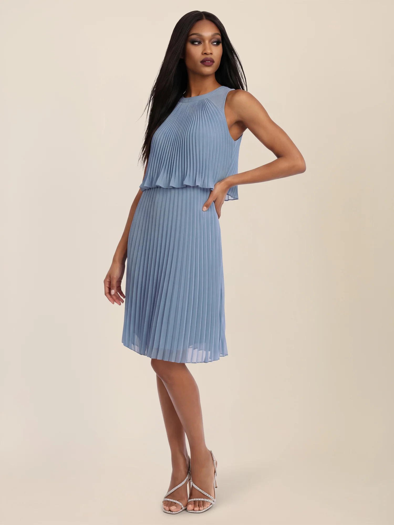 APART Plissiertes Chiffonkleid mit doppellagigem Oberteil | rauchblau - Image 5