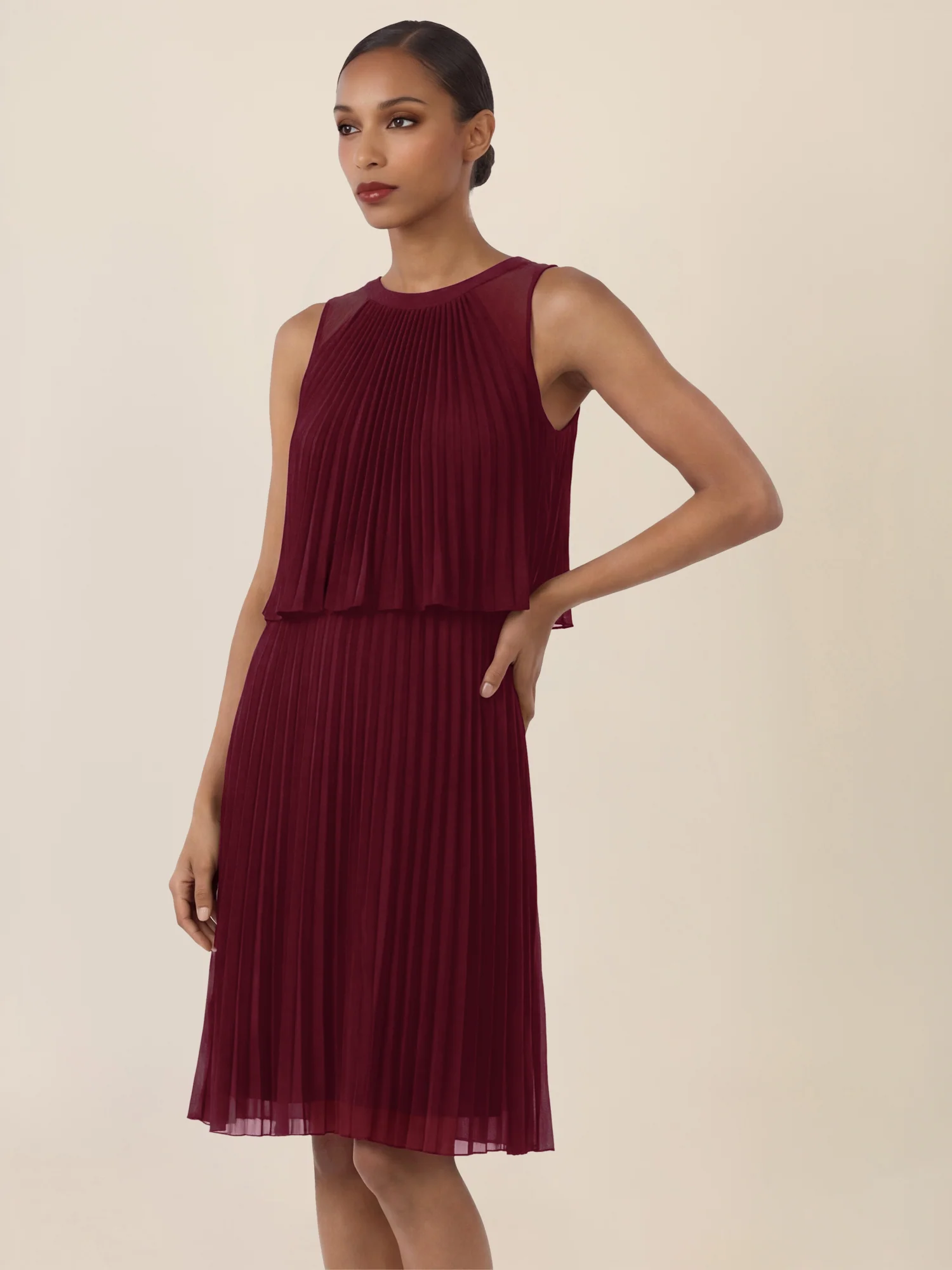 APART Plissiertes Chiffonkleid mit doppellagigem Oberteil | weinrot - Image 4