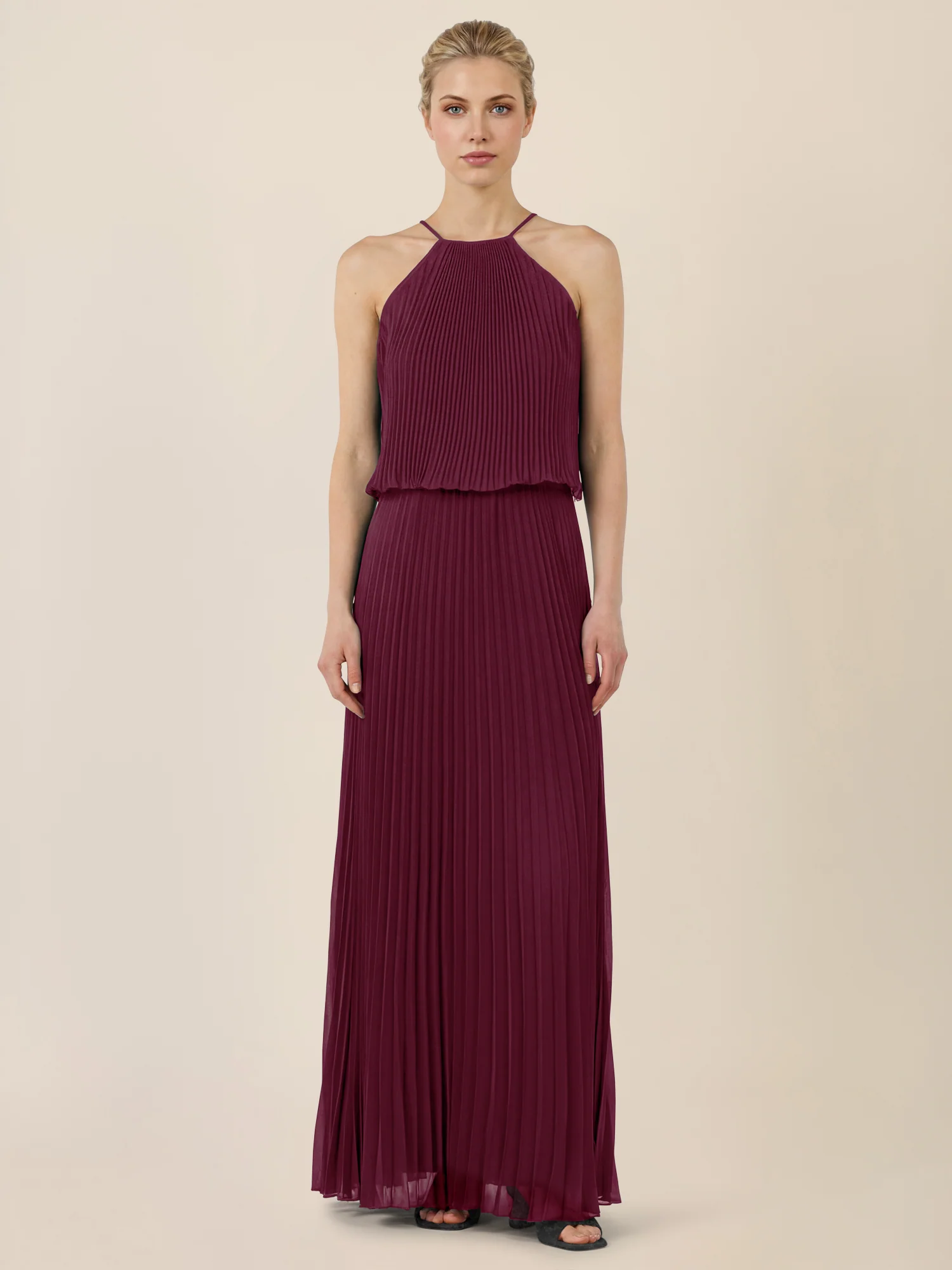 APART Plissiertes Chiffonkleid mit Neckholder | weinrot